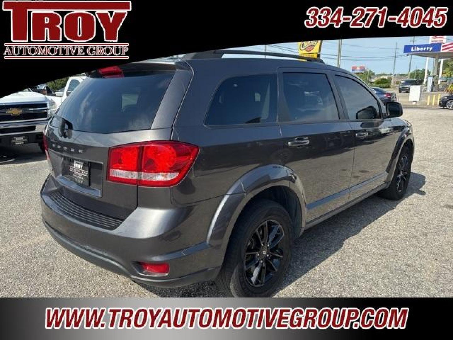 2019 Granite Crystal Metallic Clearcoat /Black Dodge Journey SE (3C4PDCBB2KT) with an 2.4L I4 DOHC 16V Dual VVT engine, Automatic transmission, located at 6812 Atlanta Hwy, Montgomery, AL, 36117, (334) 271-4045, 32.382118, -86.178673 - Photo#9