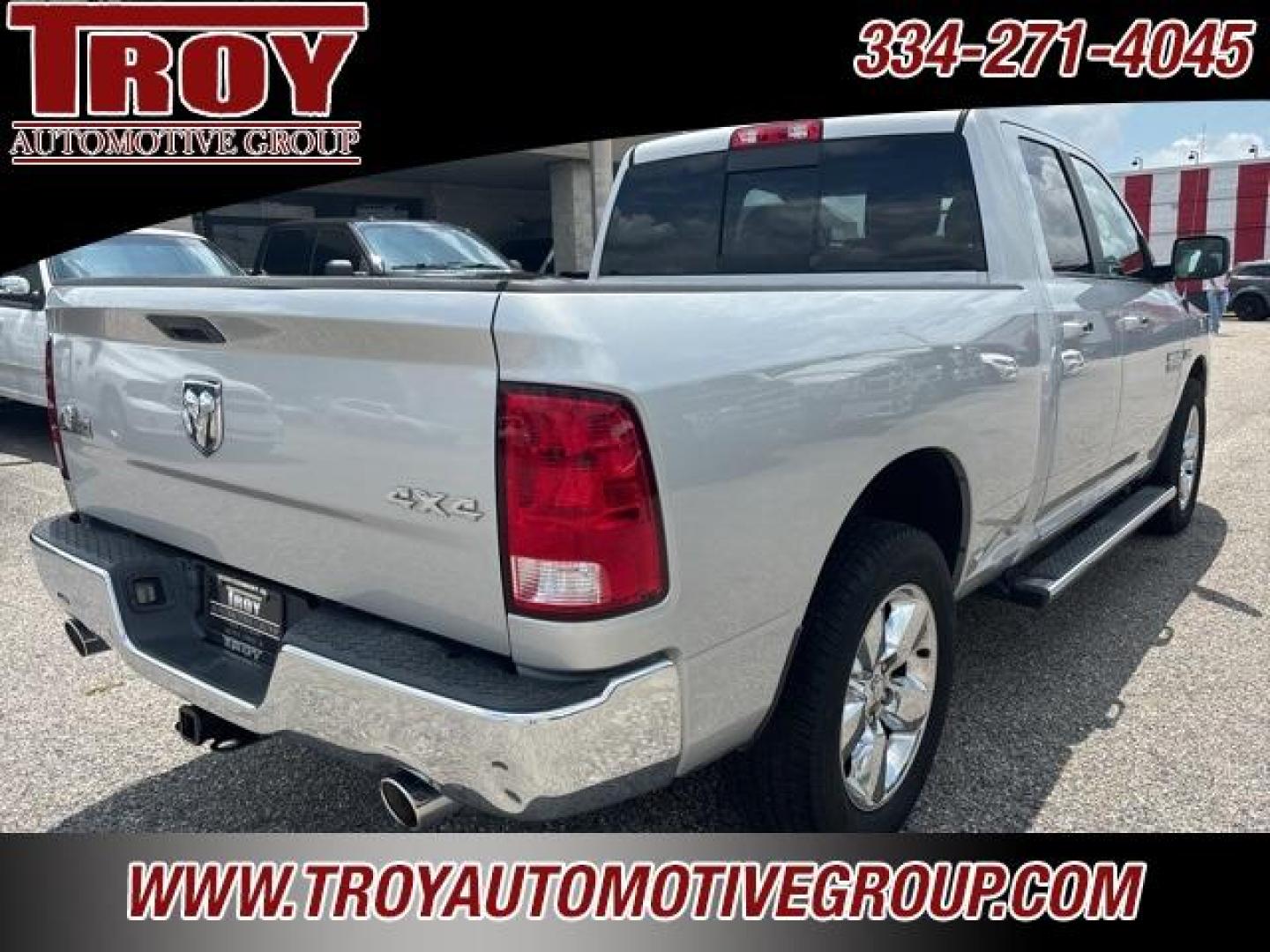 2015 Bright Silver Metallic Clearcoat /Diesel Gray/Black Ram 1500 Big Horn (1C6RR7GT1FS) with an HEMI 5.7L V8 Multi Displacement VVT engine, Automatic transmission, located at 6812 Atlanta Hwy, Montgomery, AL, 36117, (334) 271-4045, 32.382118, -86.178673 - Photo#9