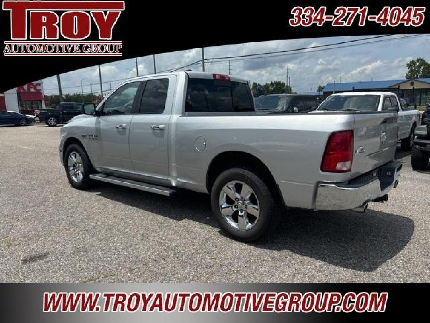 2015 Bright Silver Metallic Clearcoat /Diesel Gray/Black Ram 1500 Big Horn (1C6RR7GT1FS) with an HEMI 5.7L V8 Multi Displacement VVT engine, Automatic transmission, located at 6812 Atlanta Hwy, Montgomery, AL, 36117, (334) 271-4045, 32.382118, -86.178673 - Photo#12