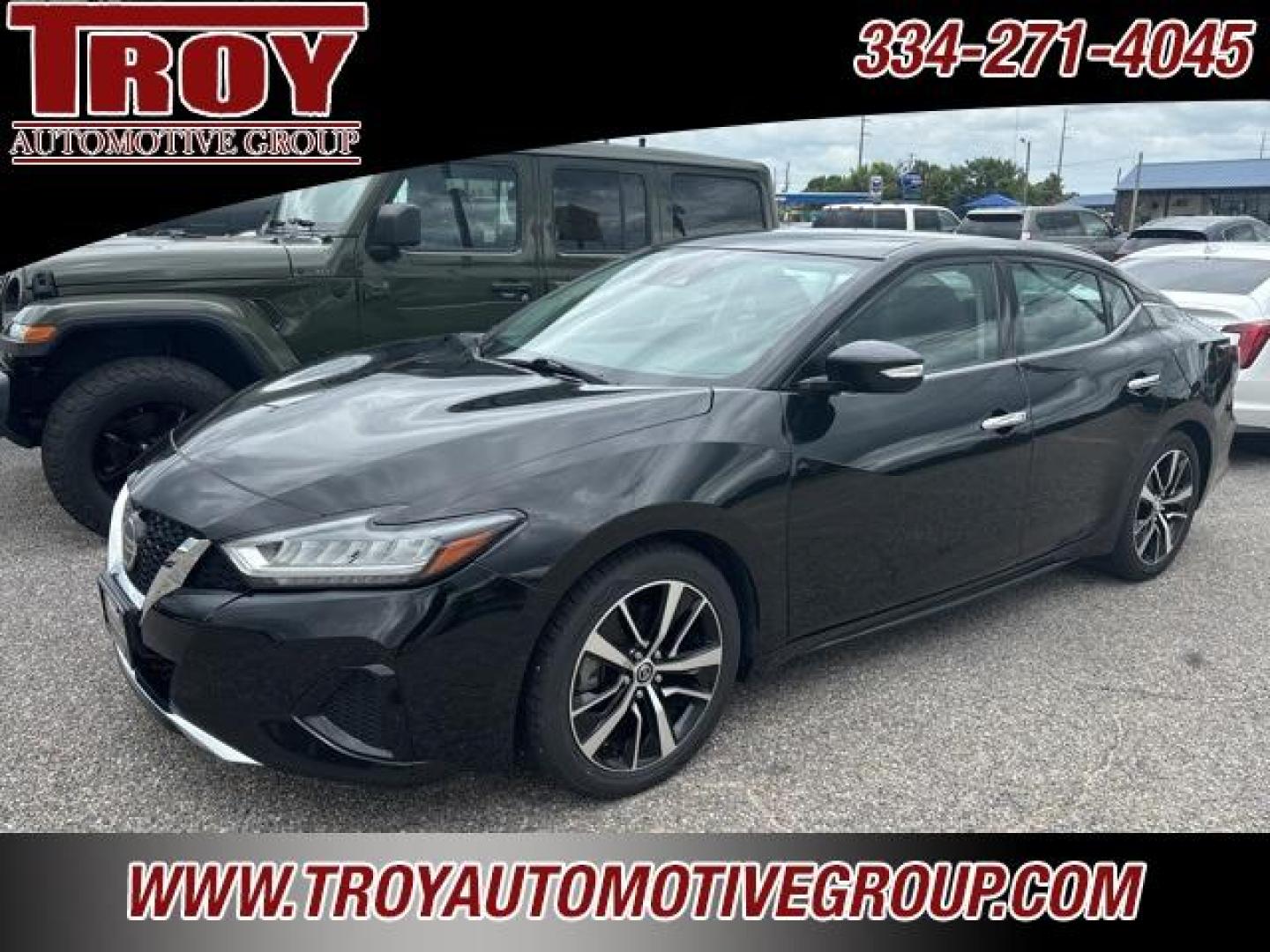 2021 Super Black /Charcoal Nissan Maxima SV (1N4AA6CV4MC) with an 3.5L V6 DOHC 24V engine, CVT transmission, located at 6812 Atlanta Hwy, Montgomery, AL, 36117, (334) 271-4045, 32.382118, -86.178673 - Super Black 2021 Nissan Maxima SV FWD 3.5L V6 DOHC 24V CVT with Xtronic<br><br>Financing Available---Top Value for Trades.<br><br>20/30 City/Highway MPG<br><br><br>Awards:<br> * JD Power Initial Quality Study (IQS) * JD Power Automotive Performance, Execution and Layout (APEAL) Study, Initial Qua - Photo#2