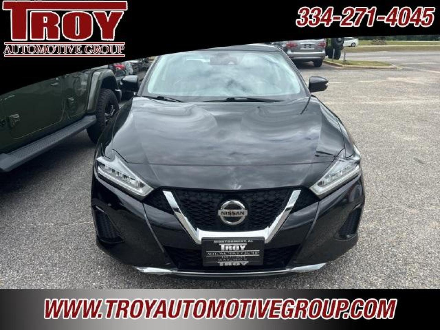 2021 Super Black /Charcoal Nissan Maxima SV (1N4AA6CV4MC) with an 3.5L V6 DOHC 24V engine, CVT transmission, located at 6812 Atlanta Hwy, Montgomery, AL, 36117, (334) 271-4045, 32.382118, -86.178673 - Super Black 2021 Nissan Maxima SV FWD 3.5L V6 DOHC 24V CVT with Xtronic<br><br>Financing Available---Top Value for Trades.<br><br>20/30 City/Highway MPG<br><br><br>Awards:<br> * JD Power Initial Quality Study (IQS) * JD Power Automotive Performance, Execution and Layout (APEAL) Study, Initial Qua - Photo#4