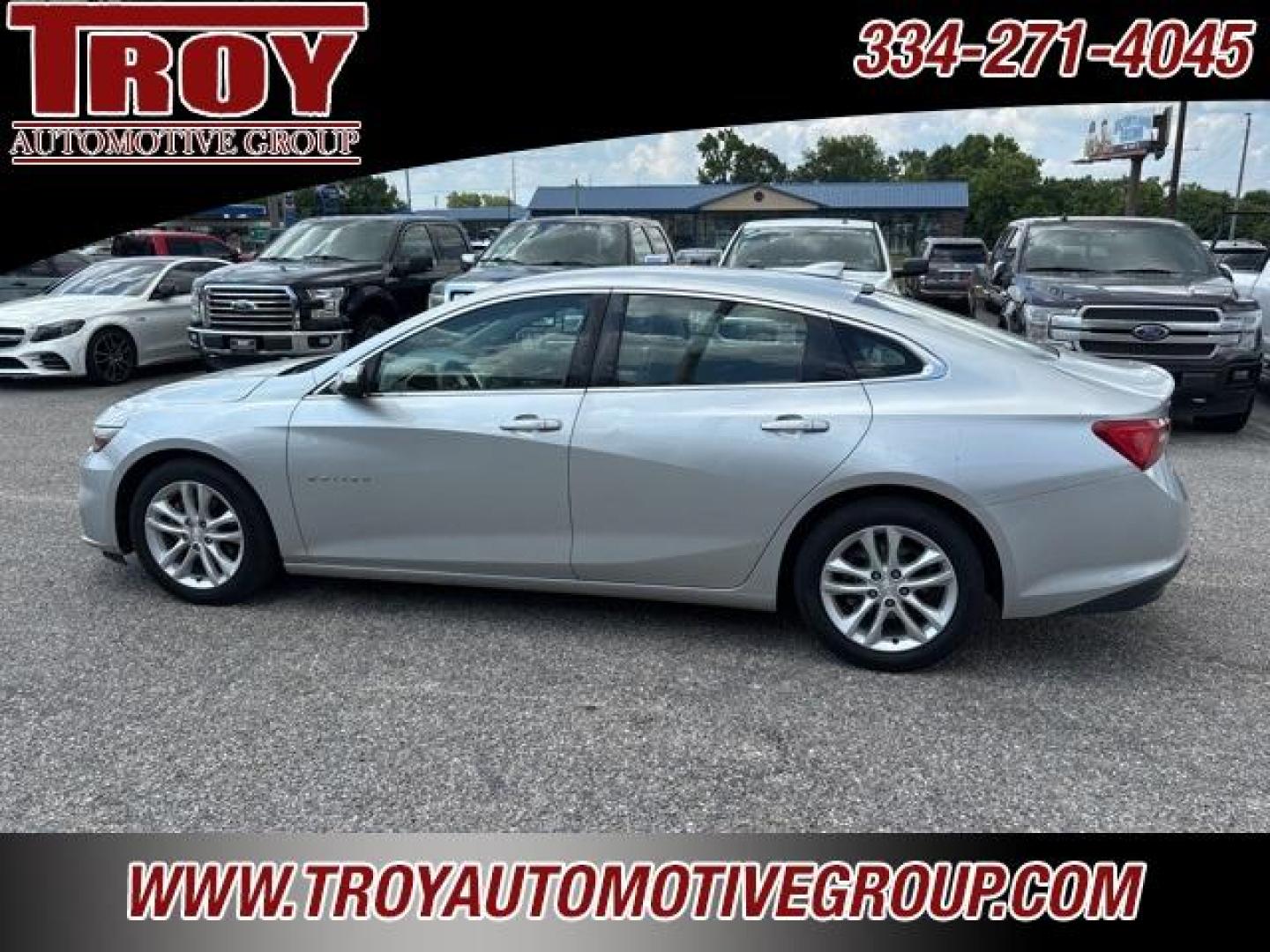 2017 Silver Ice Metallic /Dark Atmosphere/Medium Ash Gray Chevrolet Malibu LT (1G1ZE5ST2HF) with an 1.5L DOHC engine, Automatic transmission, located at 6812 Atlanta Hwy, Montgomery, AL, 36117, (334) 271-4045, 32.382118, -86.178673 - Photo#12