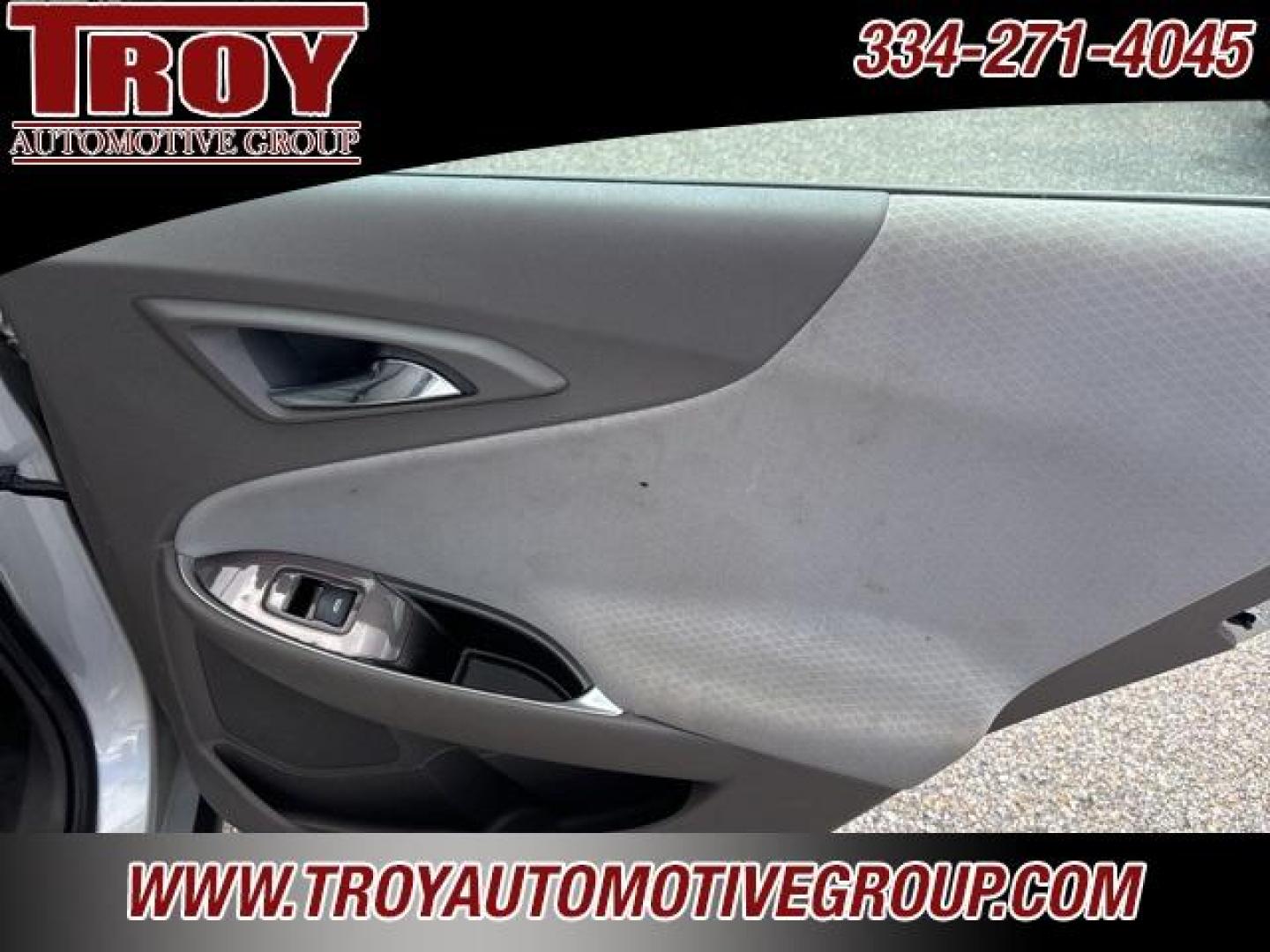 2017 Silver Ice Metallic /Dark Atmosphere/Medium Ash Gray Chevrolet Malibu LT (1G1ZE5ST2HF) with an 1.5L DOHC engine, Automatic transmission, located at 6812 Atlanta Hwy, Montgomery, AL, 36117, (334) 271-4045, 32.382118, -86.178673 - Photo#21