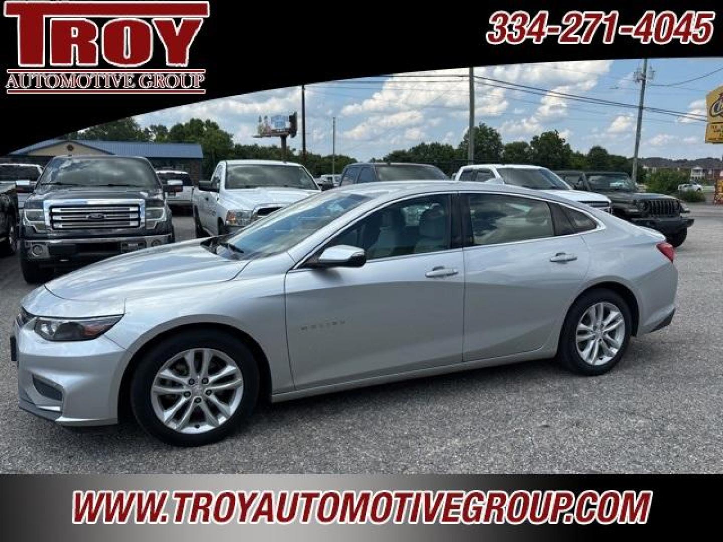 2017 Silver Ice Metallic /Dark Atmosphere/Medium Ash Gray Chevrolet Malibu LT (1G1ZE5ST2HF) with an 1.5L DOHC engine, Automatic transmission, located at 6812 Atlanta Hwy, Montgomery, AL, 36117, (334) 271-4045, 32.382118, -86.178673 - Photo#2