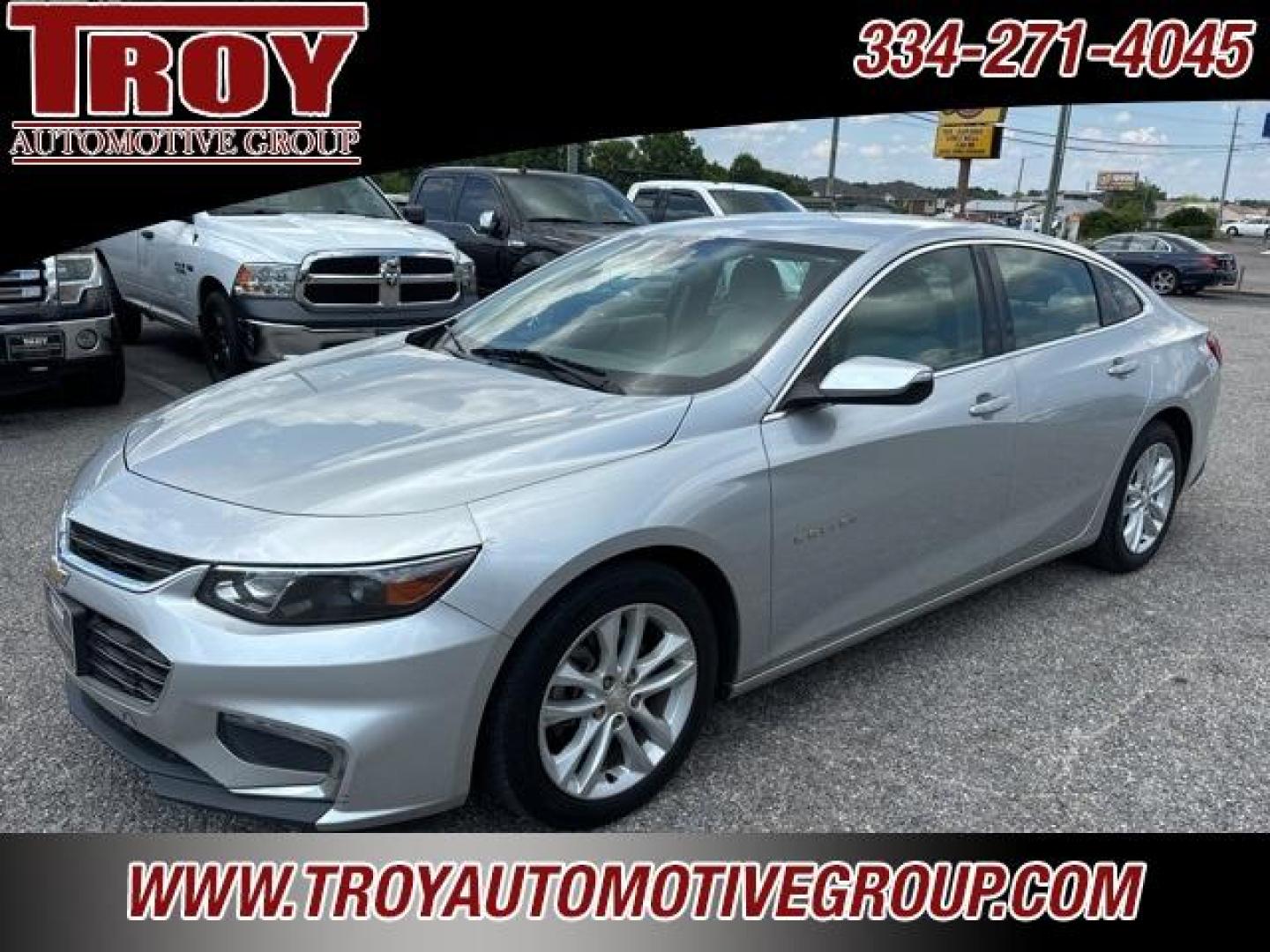 2017 Silver Ice Metallic /Dark Atmosphere/Medium Ash Gray Chevrolet Malibu LT (1G1ZE5ST2HF) with an 1.5L DOHC engine, Automatic transmission, located at 6812 Atlanta Hwy, Montgomery, AL, 36117, (334) 271-4045, 32.382118, -86.178673 - Photo#3