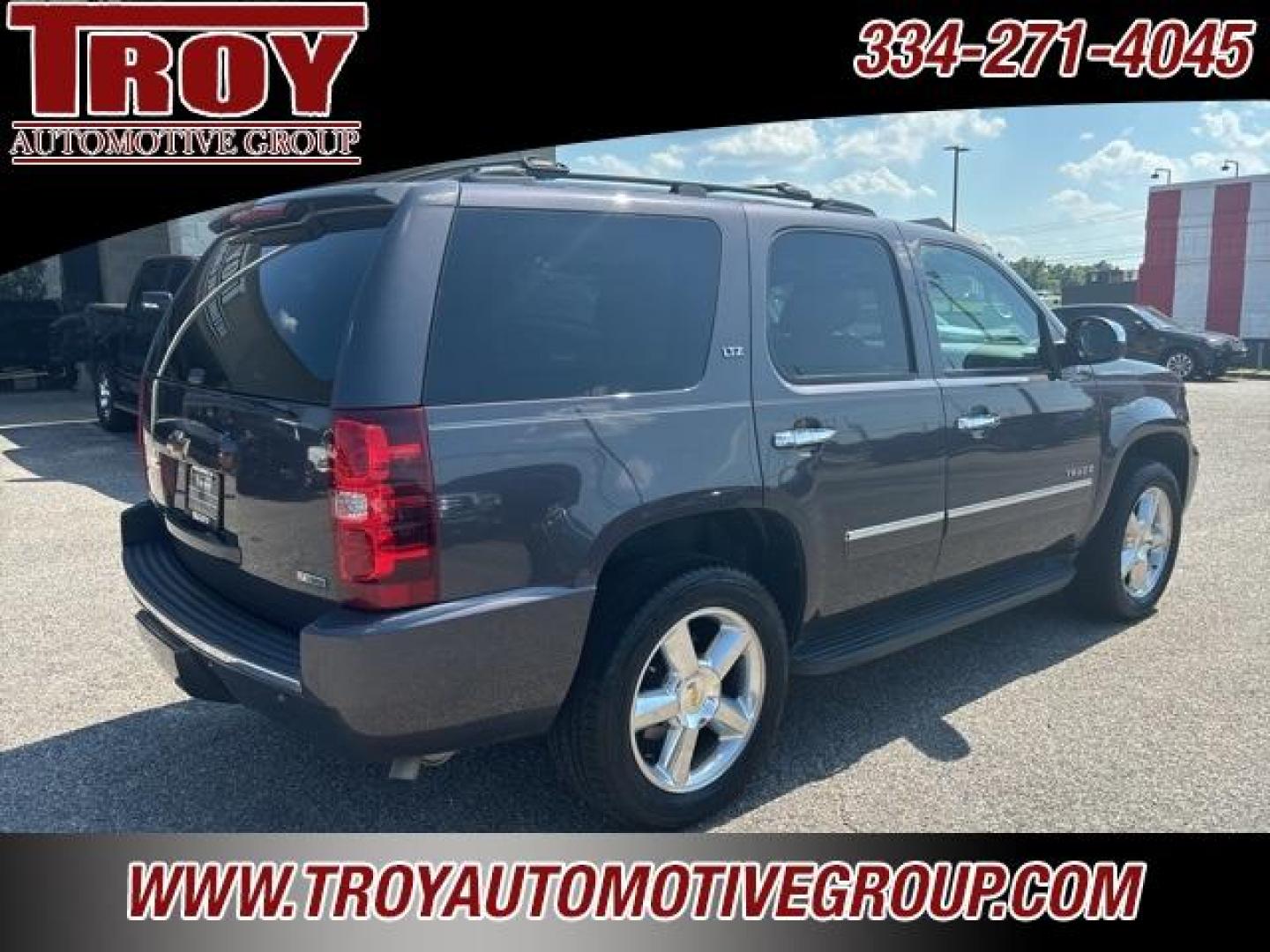 2011 Taupe Gray Metallic /Light Titanium/Dark Titanium Chevrolet Tahoe LTZ (1GNSCCE01BR) with an Vortec 5.3L V8 SFI Flex Fuel Iron Block engine, Automatic transmission, located at 6812 Atlanta Hwy, Montgomery, AL, 36117, (334) 271-4045, 32.382118, -86.178673 - Power Sunroof!!<br>TV/DVD!!<br>Rear Bucket Seats!!<br>Navigation!!<br>Tow Package!! - Photo#10