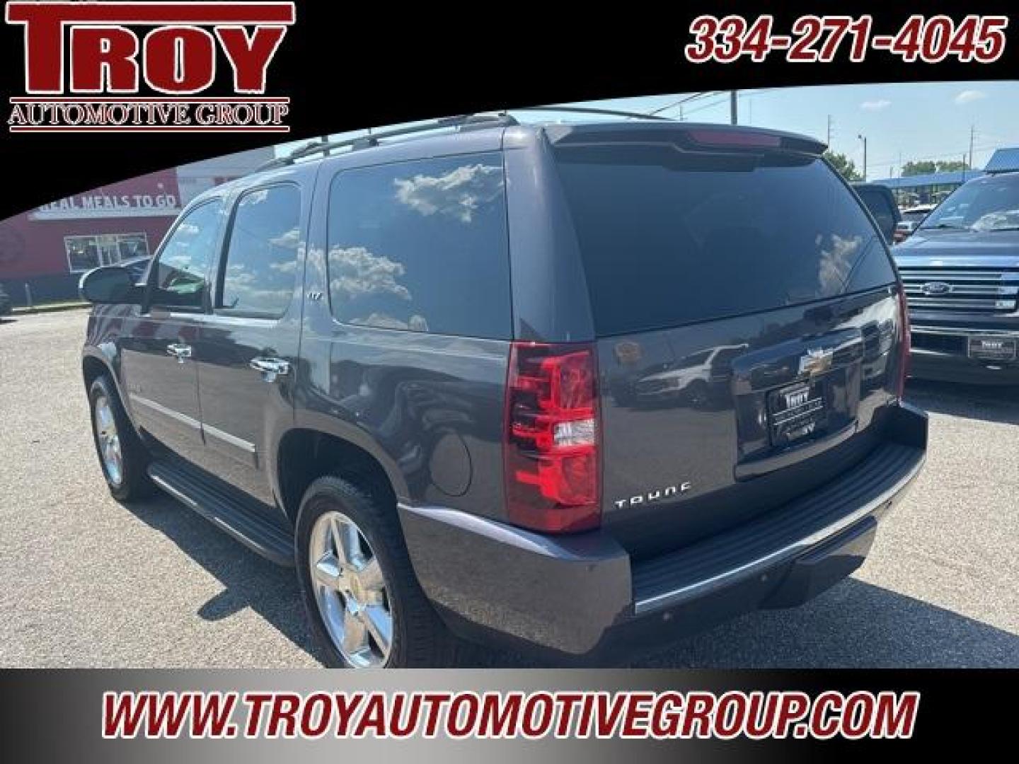 2011 Taupe Gray Metallic /Light Titanium/Dark Titanium Chevrolet Tahoe LTZ (1GNSCCE01BR) with an Vortec 5.3L V8 SFI Flex Fuel Iron Block engine, Automatic transmission, located at 6812 Atlanta Hwy, Montgomery, AL, 36117, (334) 271-4045, 32.382118, -86.178673 - Power Sunroof!!<br>TV/DVD!!<br>Rear Bucket Seats!!<br>Navigation!!<br>Tow Package!! - Photo#13