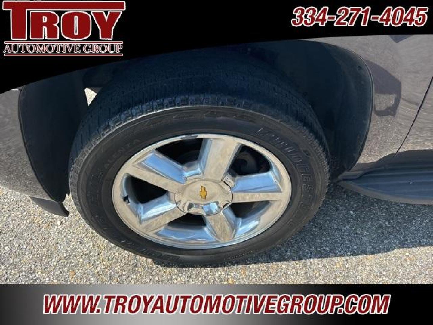 2011 Taupe Gray Metallic /Light Titanium/Dark Titanium Chevrolet Tahoe LTZ (1GNSCCE01BR) with an Vortec 5.3L V8 SFI Flex Fuel Iron Block engine, Automatic transmission, located at 6812 Atlanta Hwy, Montgomery, AL, 36117, (334) 271-4045, 32.382118, -86.178673 - Power Sunroof!!<br>TV/DVD!!<br>Rear Bucket Seats!!<br>Navigation!!<br>Tow Package!! - Photo#18