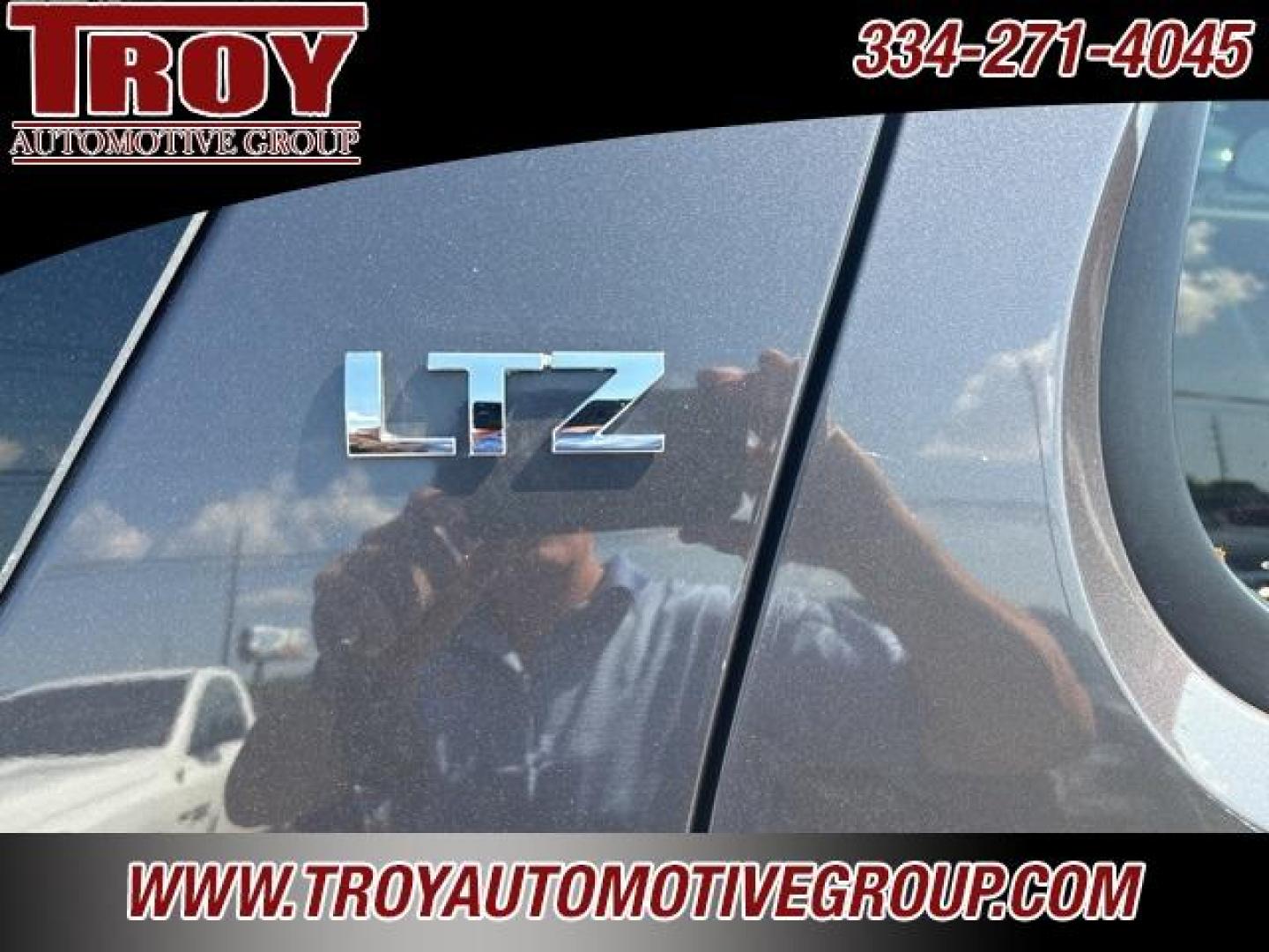 2011 Taupe Gray Metallic /Light Titanium/Dark Titanium Chevrolet Tahoe LTZ (1GNSCCE01BR) with an Vortec 5.3L V8 SFI Flex Fuel Iron Block engine, Automatic transmission, located at 6812 Atlanta Hwy, Montgomery, AL, 36117, (334) 271-4045, 32.382118, -86.178673 - Power Sunroof!!<br>TV/DVD!!<br>Rear Bucket Seats!!<br>Navigation!!<br>Tow Package!! - Photo#21