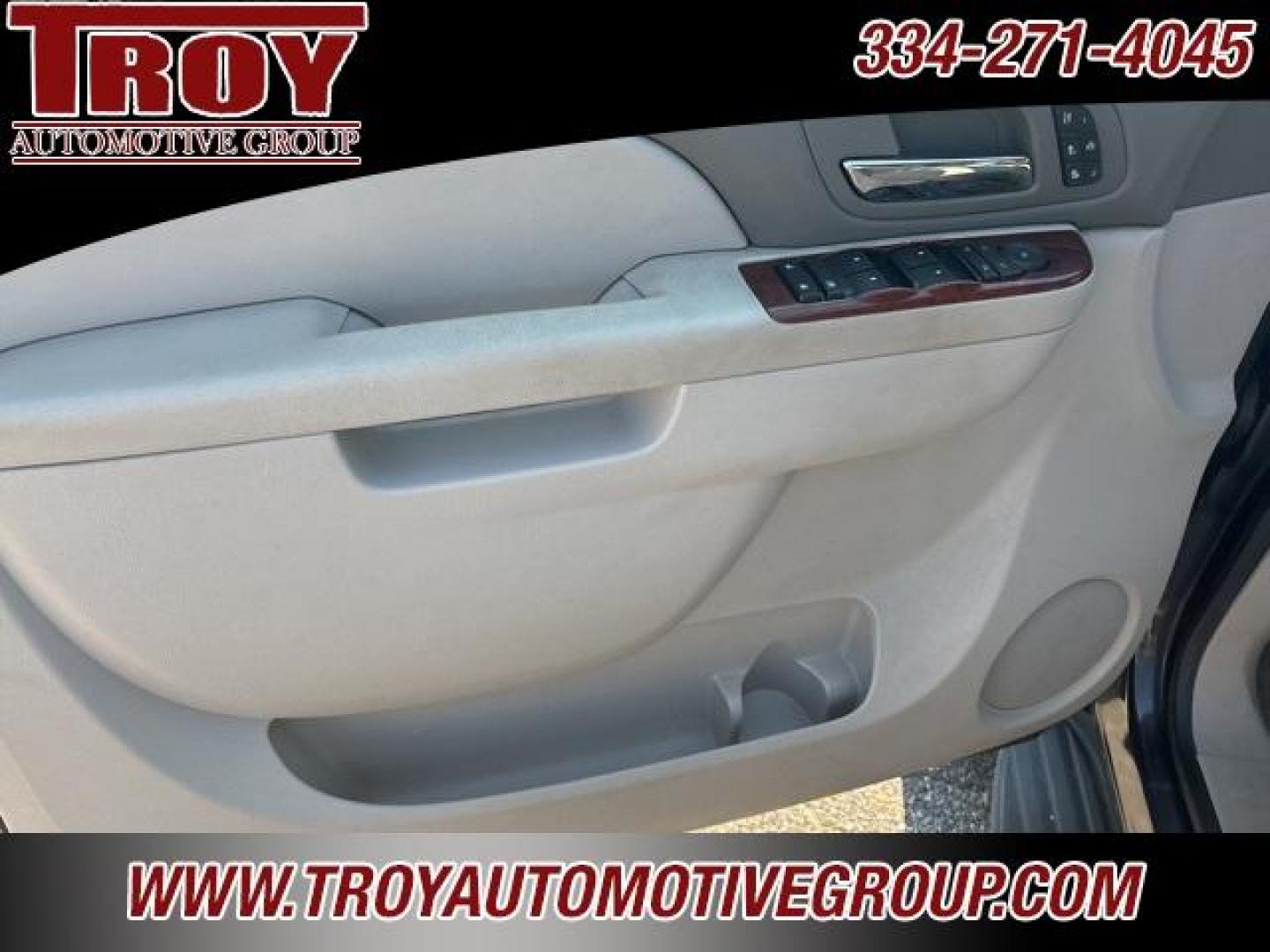 2011 Taupe Gray Metallic /Light Titanium/Dark Titanium Chevrolet Tahoe LTZ (1GNSCCE01BR) with an Vortec 5.3L V8 SFI Flex Fuel Iron Block engine, Automatic transmission, located at 6812 Atlanta Hwy, Montgomery, AL, 36117, (334) 271-4045, 32.382118, -86.178673 - Power Sunroof!!<br>TV/DVD!!<br>Rear Bucket Seats!!<br>Navigation!!<br>Tow Package!! - Photo#49