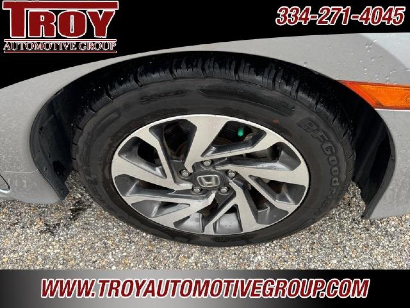 2016 Lunar Silver Metallic /Gray Honda Civic EX (19XFC2F78GE) with an 2.0L I4 DOHC 16V i-VTEC engine, CVT transmission, located at 6812 Atlanta Hwy, Montgomery, AL, 36117, (334) 271-4045, 32.382118, -86.178673 - Photo#12