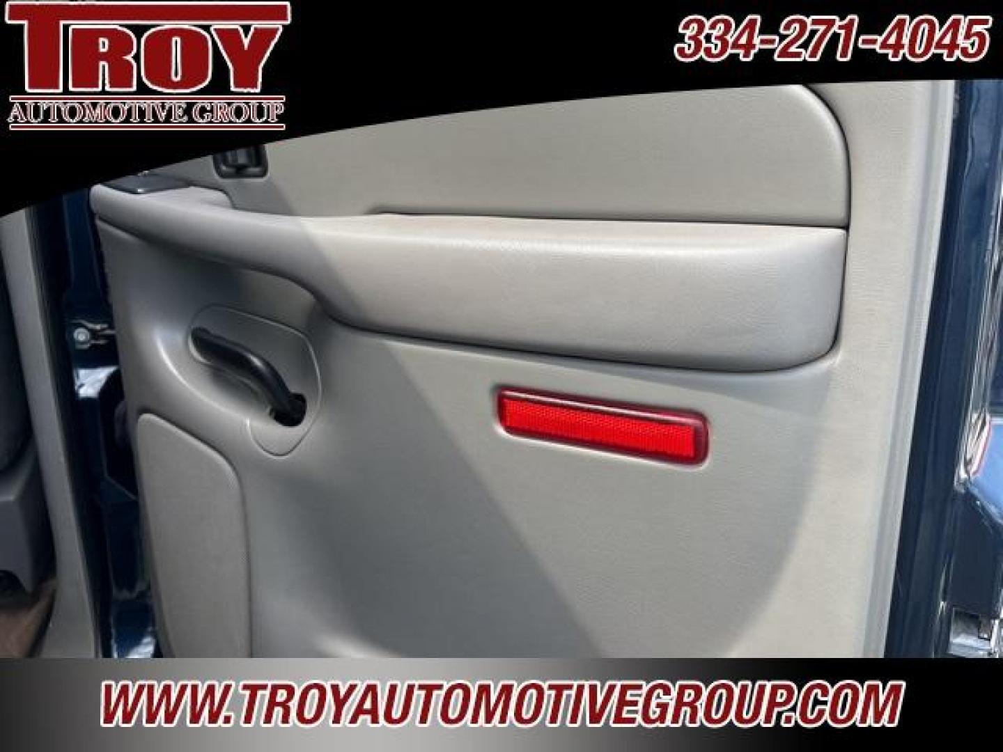 2006 Dark Blue Metallic /Medium Gray Chevrolet Silverado 2500HD LT (1GCHK23D36F) with an Duramax 6.6L V8 Turbodiesel engine, Automatic transmission, located at 6812 Atlanta Hwy, Montgomery, AL, 36117, (334) 271-4045, 32.382118, -86.178673 - Photo#20