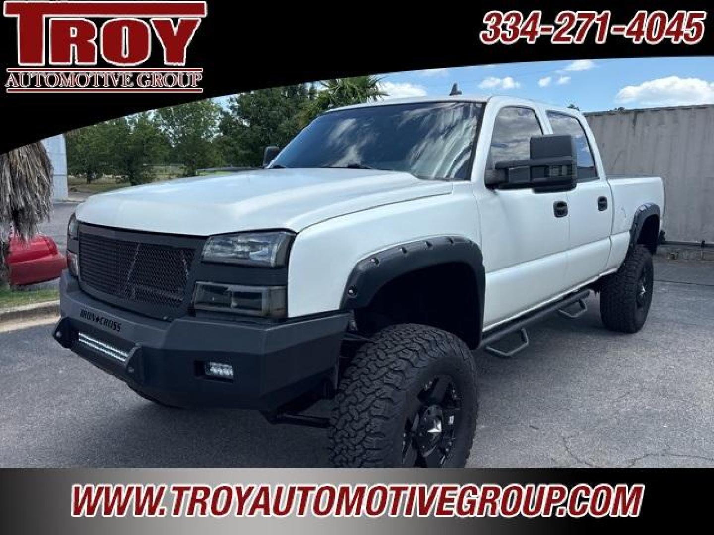 2006 Dark Blue Metallic /Medium Gray Chevrolet Silverado 2500HD LT (1GCHK23D36F) with an Duramax 6.6L V8 Turbodiesel engine, Automatic transmission, located at 6812 Atlanta Hwy, Montgomery, AL, 36117, (334) 271-4045, 32.382118, -86.178673 - Photo#2