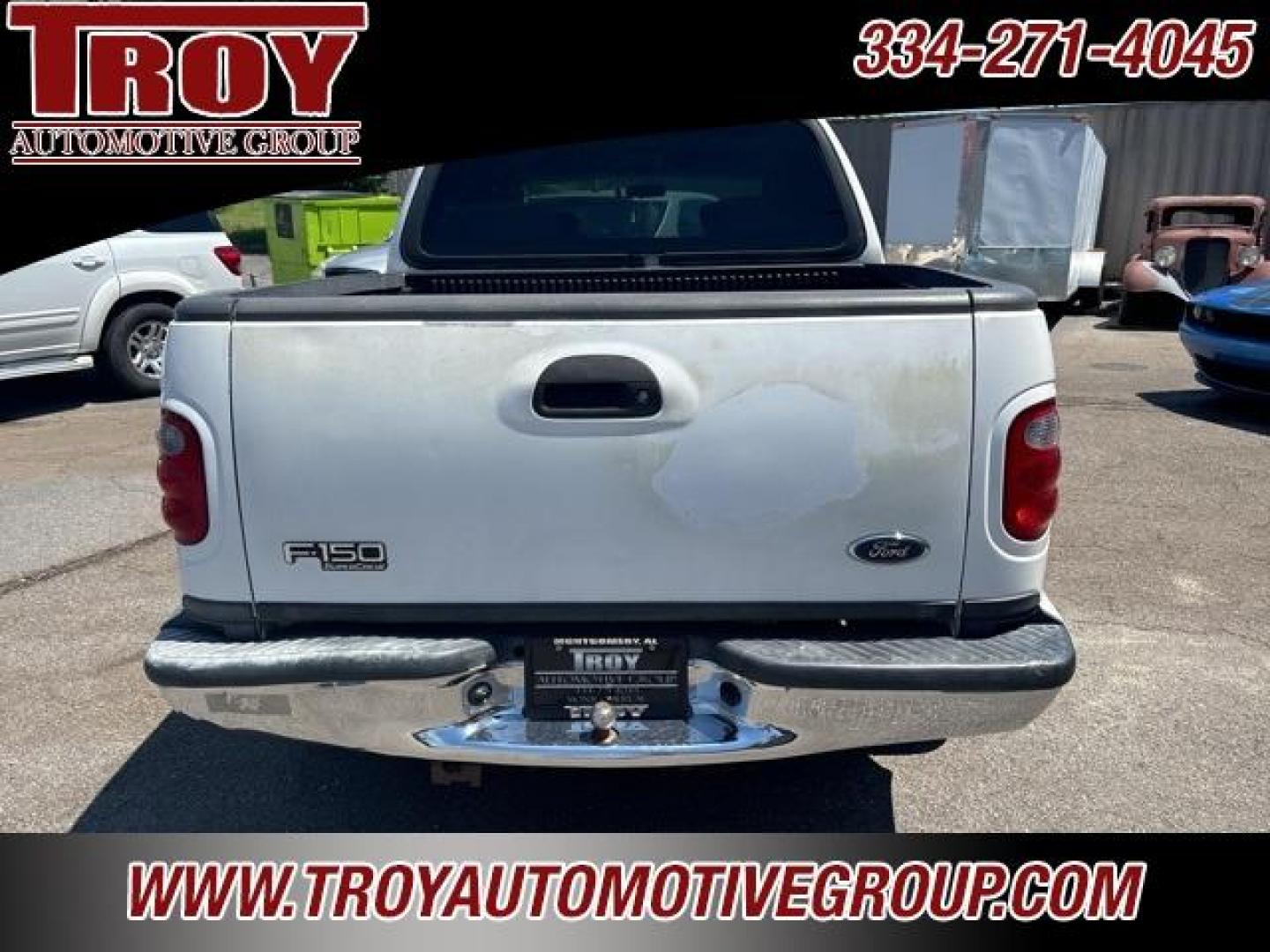 2002 Oxford White Clearcoat /Medium Graphite Ford F-150 (1FTRW07602K) with an V8 engine, Automatic transmission, located at 6812 Atlanta Hwy, Montgomery, AL, 36117, (334) 271-4045, 32.382118, -86.178673 - Photo#9