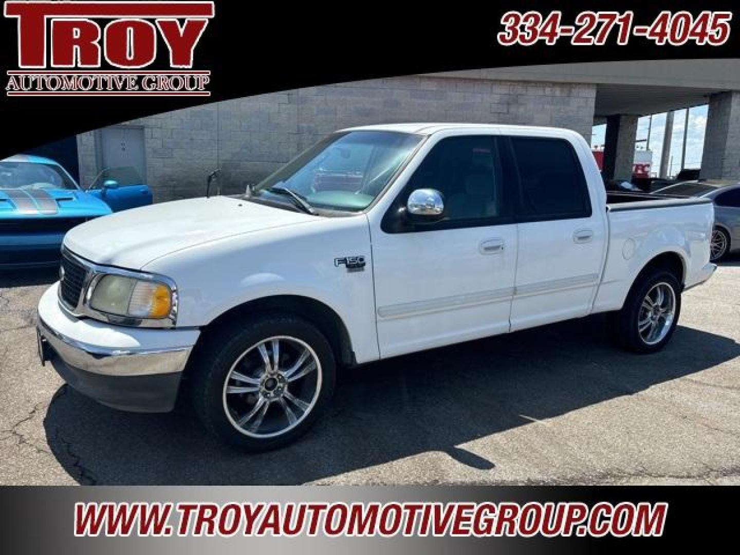 2002 Oxford White Clearcoat /Medium Graphite Ford F-150 (1FTRW07602K) with an V8 engine, Automatic transmission, located at 6812 Atlanta Hwy, Montgomery, AL, 36117, (334) 271-4045, 32.382118, -86.178673 - Photo#1