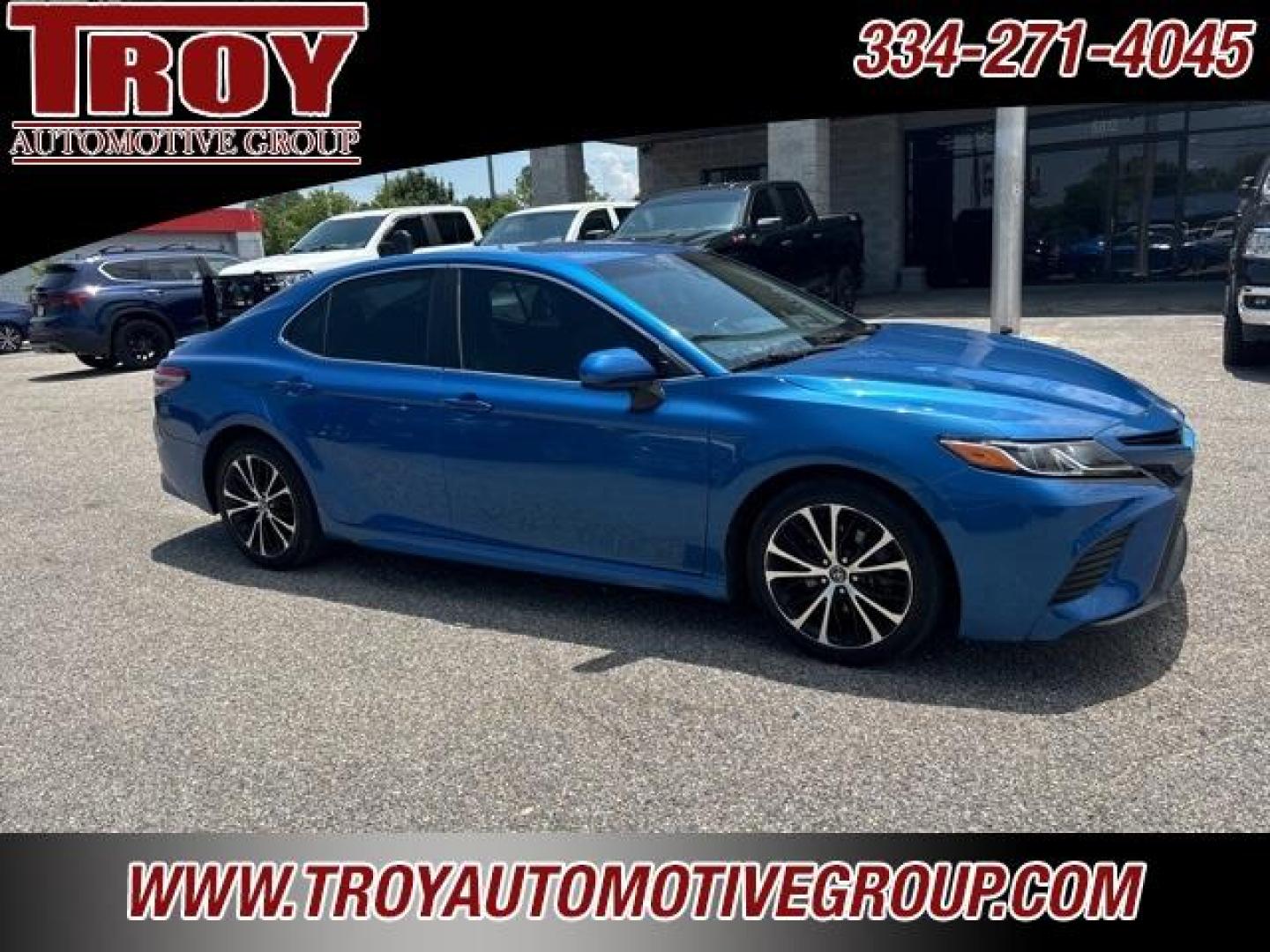 2018 Galactic Aqua Mica /Black Toyota Camry SE (4T1B11HK8JU) with an 2.5L I4 DOHC 16V engine, Automatic transmission, located at 6812 Atlanta Hwy, Montgomery, AL, 36117, (334) 271-4045, 32.382118, -86.178673 - SE with Black Leather<br> - Photo#9