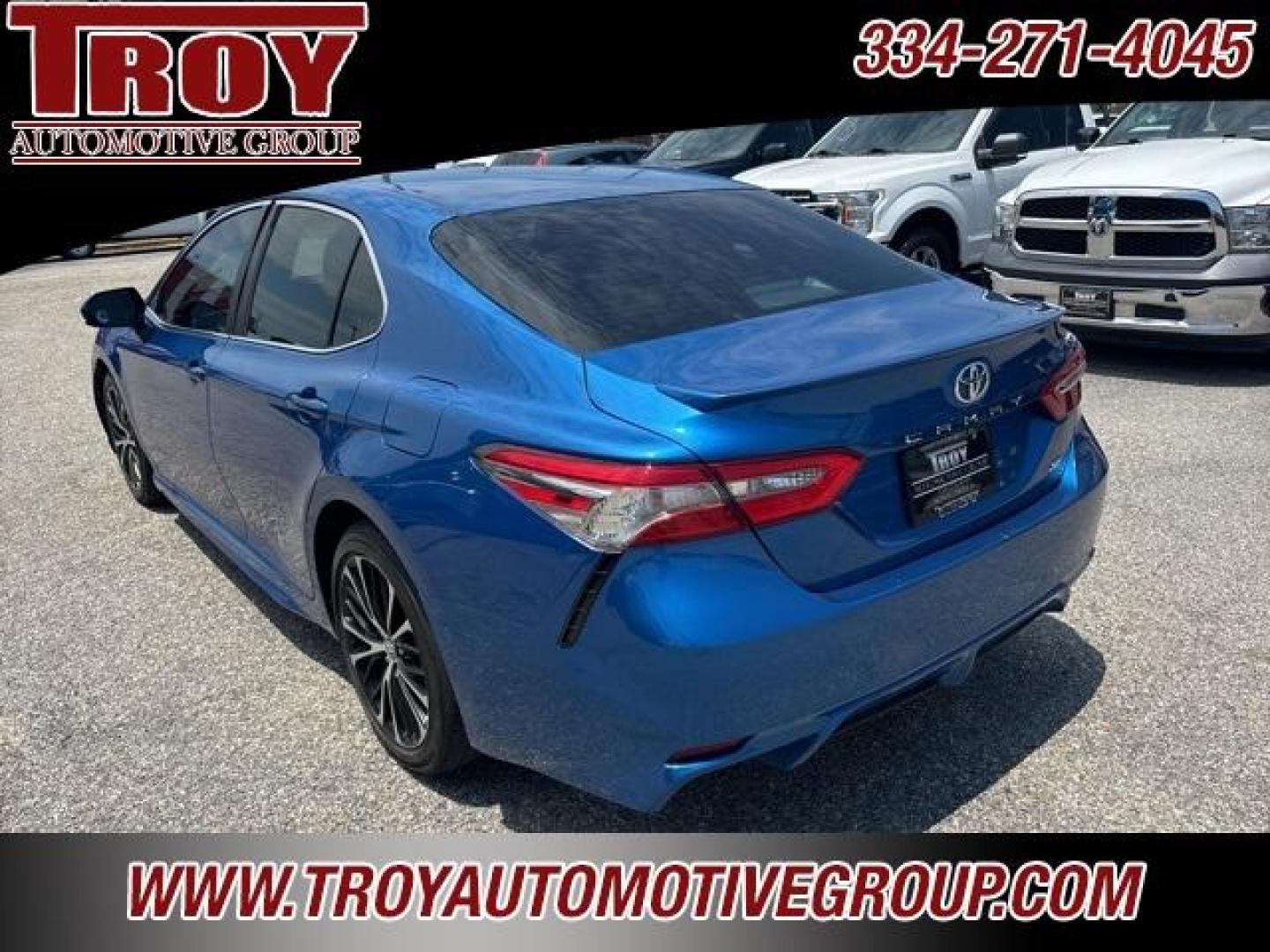 2018 Galactic Aqua Mica /Black Toyota Camry SE (4T1B11HK8JU) with an 2.5L I4 DOHC 16V engine, Automatic transmission, located at 6812 Atlanta Hwy, Montgomery, AL, 36117, (334) 271-4045, 32.382118, -86.178673 - SE with Black Leather<br> - Photo#14