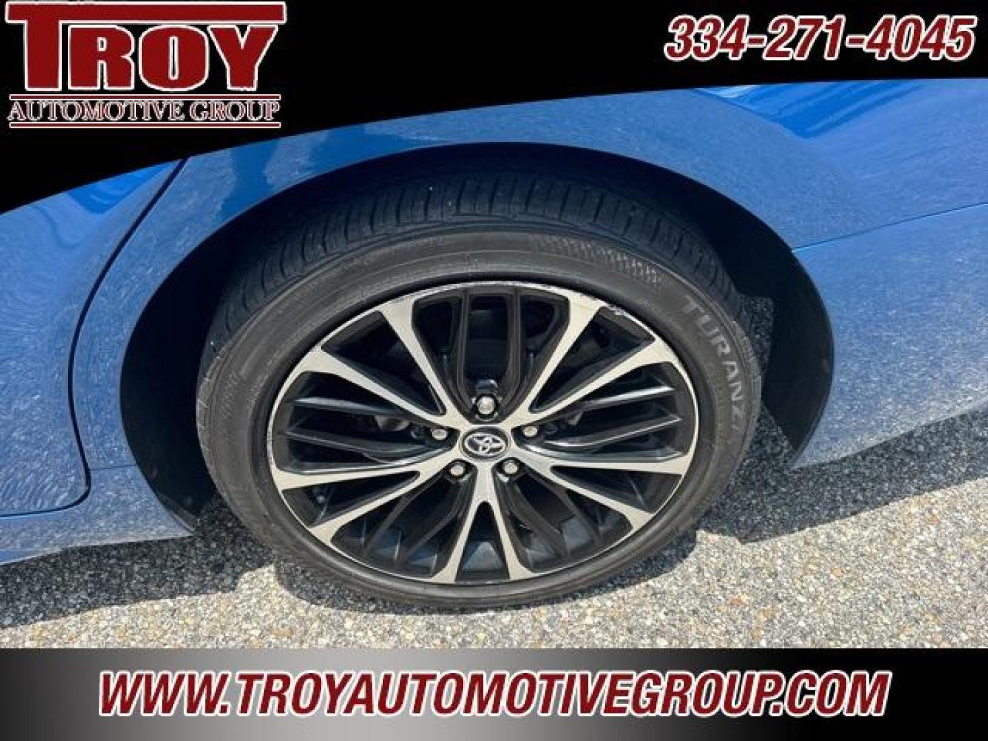 2018 Galactic Aqua Mica /Black Toyota Camry SE (4T1B11HK8JU) with an 2.5L I4 DOHC 16V engine, Automatic transmission, located at 6812 Atlanta Hwy, Montgomery, AL, 36117, (334) 271-4045, 32.382118, -86.178673 - SE with Black Leather<br> - Photo#22