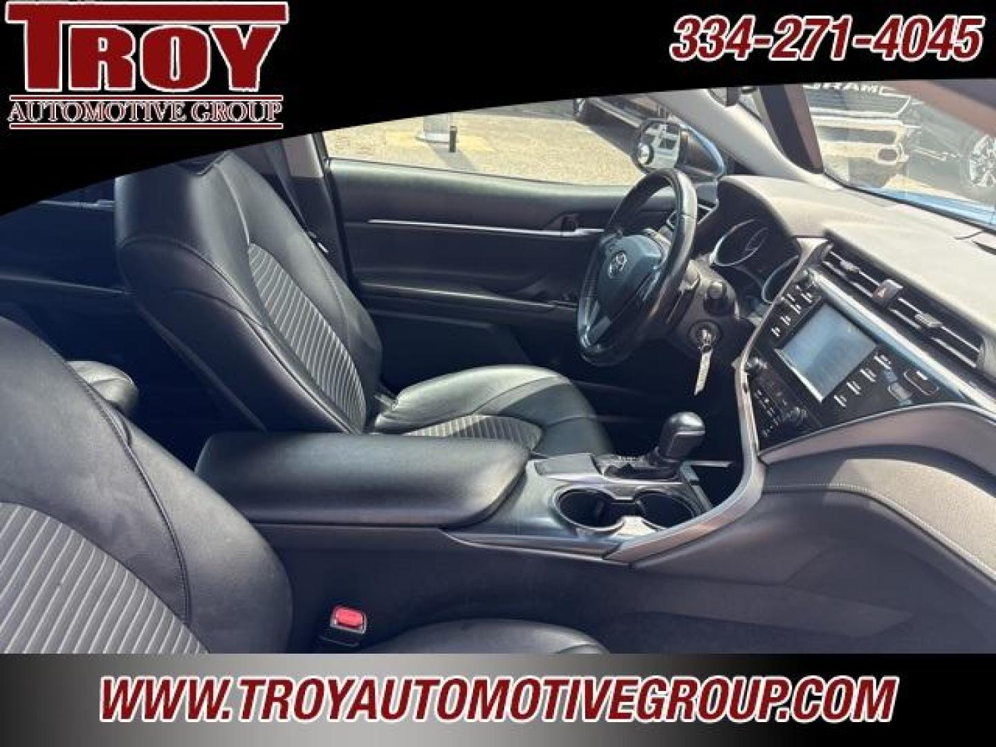 2018 Galactic Aqua Mica /Black Toyota Camry SE (4T1B11HK8JU) with an 2.5L I4 DOHC 16V engine, Automatic transmission, located at 6812 Atlanta Hwy, Montgomery, AL, 36117, (334) 271-4045, 32.382118, -86.178673 - SE with Black Leather<br> - Photo#30