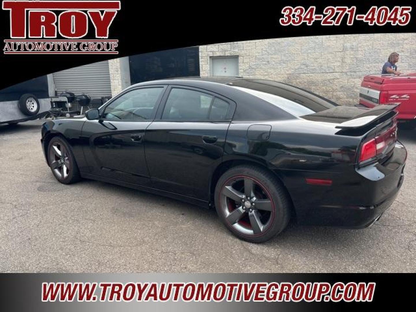 2014 Pitch Black /Black Dodge Charger SXT (2C3CDXHG9EH) with an 3.6L V6 24V VVT engine, Automatic transmission, located at 6812 Atlanta Hwy, Montgomery, AL, 36117, (334) 271-4045, 32.382118, -86.178673 - Red Line Package!!<br>Beats Sound System!! - Photo#10