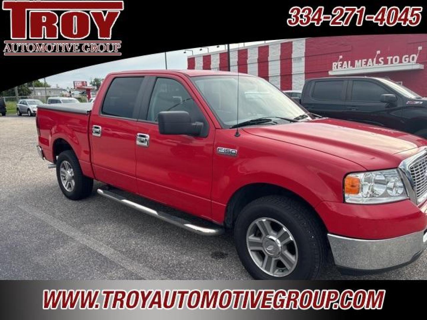 2008 Bright Red Clearcoat /Medium Flint Ford F-150 XLT (1FTRW12W88F) with an 4.6L V8 EFI engine, Automatic transmission, located at 6812 Atlanta Hwy, Montgomery, AL, 36117, (334) 271-4045, 32.382118, -86.178673 - Photo#6