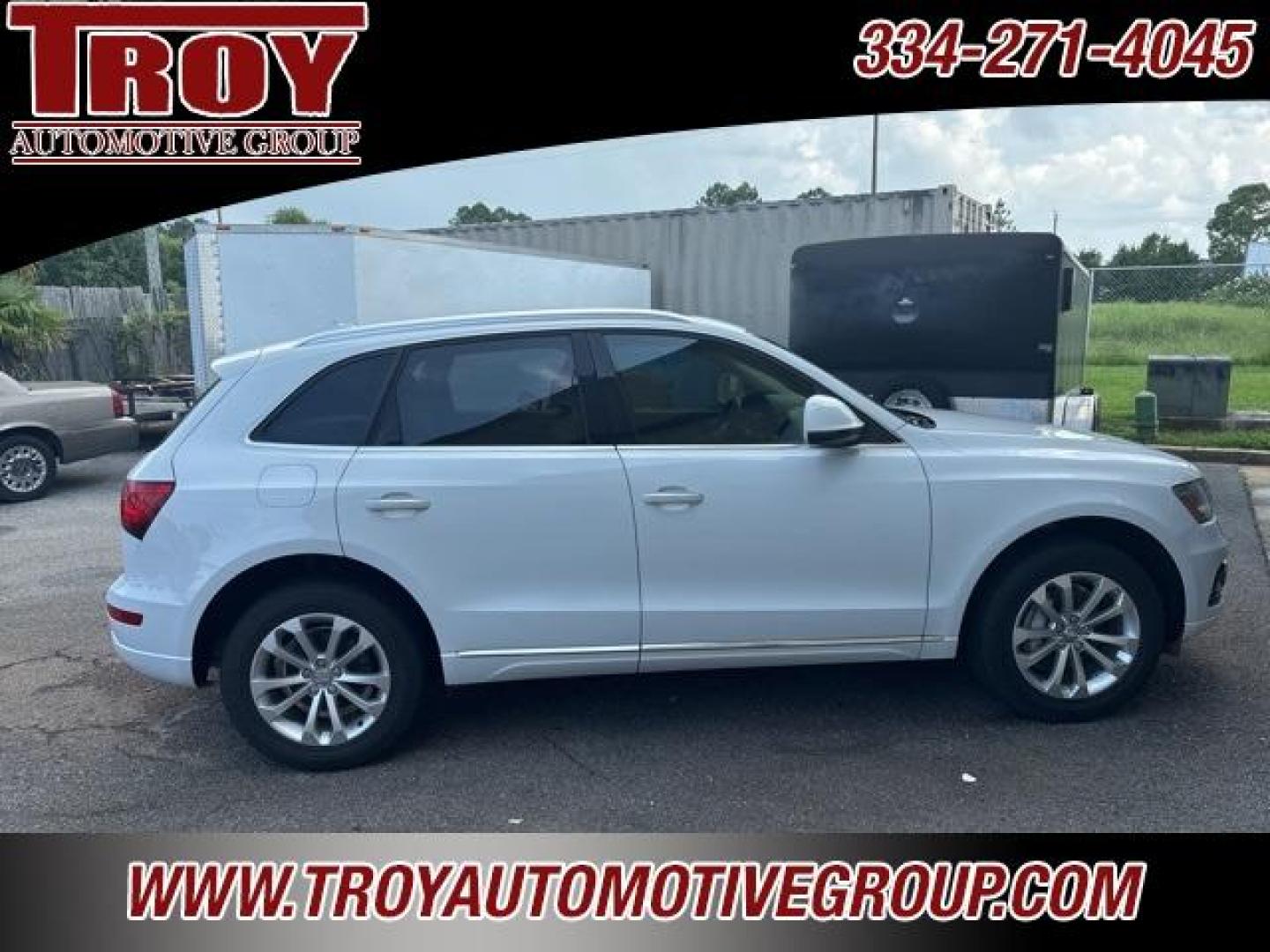 2015 Glacier White Metallic /Pistachio Beige Audi Q5 2.0T Premium Plus (WA1CFAFP4FA) with an 2.0L 4-Cylinder TFSI engine, Automatic transmission, located at 6812 Atlanta Hwy, Montgomery, AL, 36117, (334) 271-4045, 32.382118, -86.178673 - Recent Arrival!<br><br>Glacier White Metallic 2015 Audi Q5 2.0T Premium Plus quattro quattro 2.0L 4-Cylinder TFSI 8-Speed Automatic with Tiptronic<br><br>Financing Available---Top Value for Trades.<br><br>20/28 City/Highway MPG<br><br><br>Awards:<br> * 2015 IIHS Top Safety Pick+ * 2015 KBB.com 10 - Photo#8