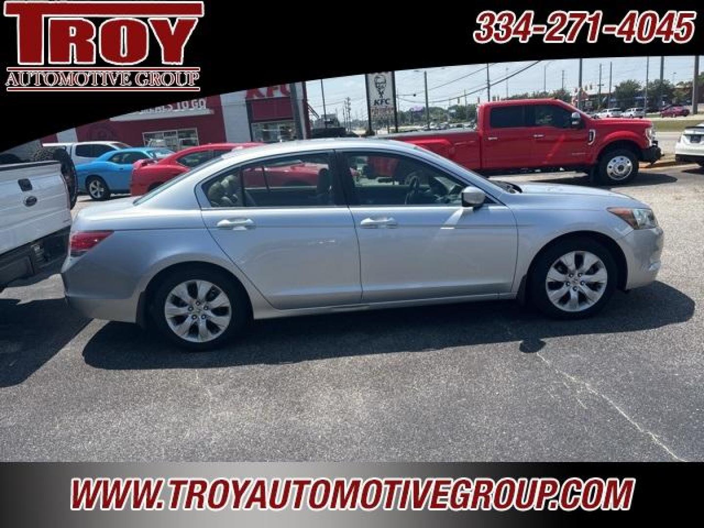 2009 Alabaster Silver Metallic /Gray Honda Accord EX-L (1HGCP26829A) with an 2.4L I4 DOHC i-VTEC 16V engine, Automatic transmission, located at 6812 Atlanta Hwy, Montgomery, AL, 36117, (334) 271-4045, 32.382118, -86.178673 - 1-Owner!!<br>3-Keys!! - Photo#9