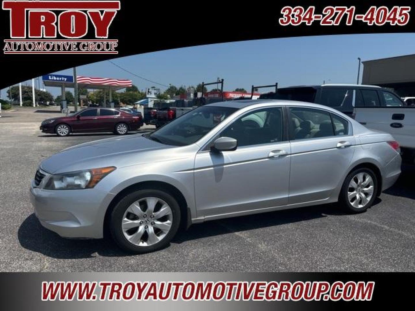 2009 Alabaster Silver Metallic /Gray Honda Accord EX-L (1HGCP26829A) with an 2.4L I4 DOHC i-VTEC 16V engine, Automatic transmission, located at 6812 Atlanta Hwy, Montgomery, AL, 36117, (334) 271-4045, 32.382118, -86.178673 - 1-Owner!!<br>3-Keys!! - Photo#2