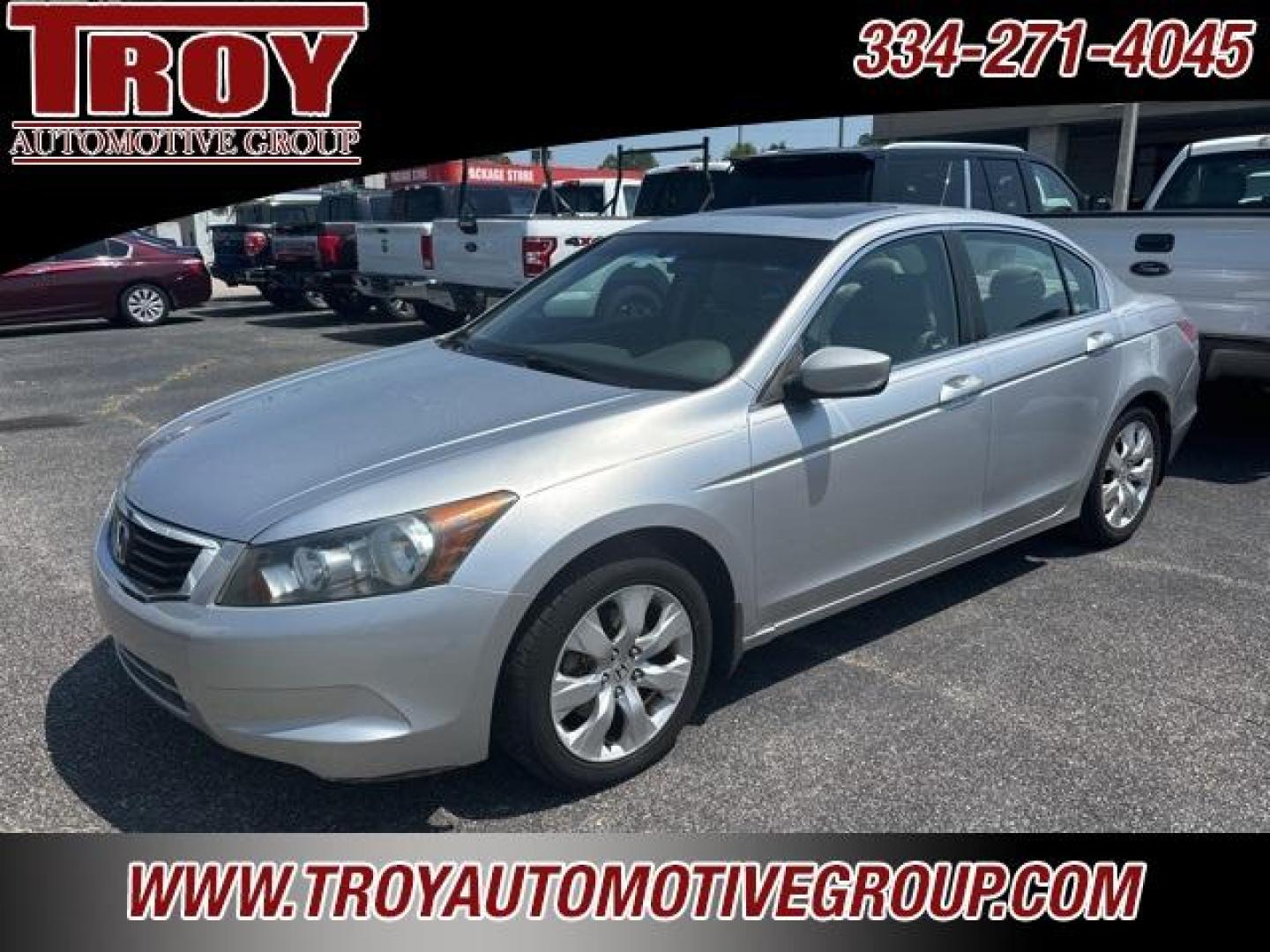 2009 Alabaster Silver Metallic /Gray Honda Accord EX-L (1HGCP26829A) with an 2.4L I4 DOHC i-VTEC 16V engine, Automatic transmission, located at 6812 Atlanta Hwy, Montgomery, AL, 36117, (334) 271-4045, 32.382118, -86.178673 - 1-Owner!!<br>3-Keys!! - Photo#3