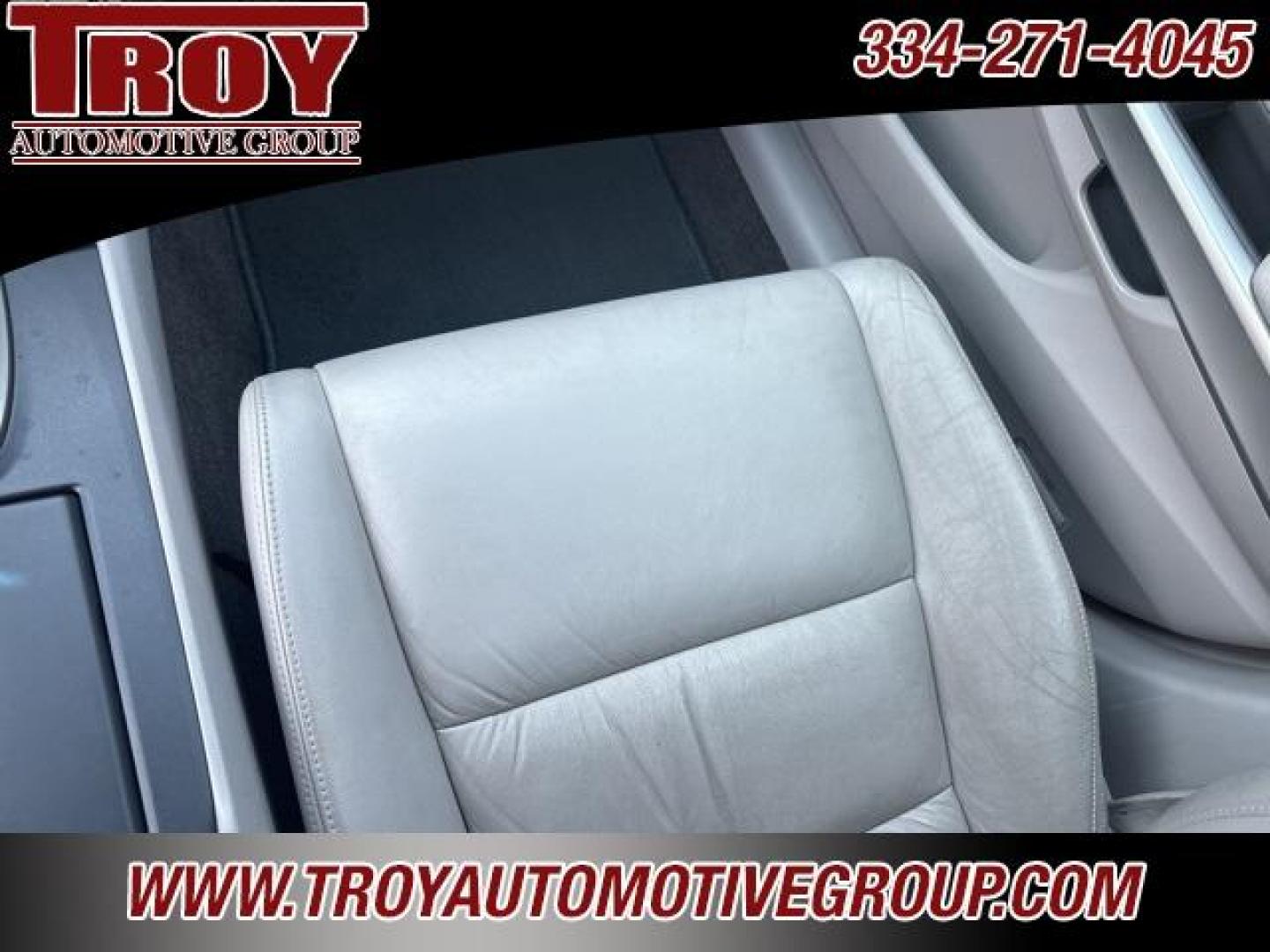 2009 Alabaster Silver Metallic /Gray Honda Accord EX-L (1HGCP26829A) with an 2.4L I4 DOHC i-VTEC 16V engine, Automatic transmission, located at 6812 Atlanta Hwy, Montgomery, AL, 36117, (334) 271-4045, 32.382118, -86.178673 - 1-Owner!!<br>3-Keys!! - Photo#42