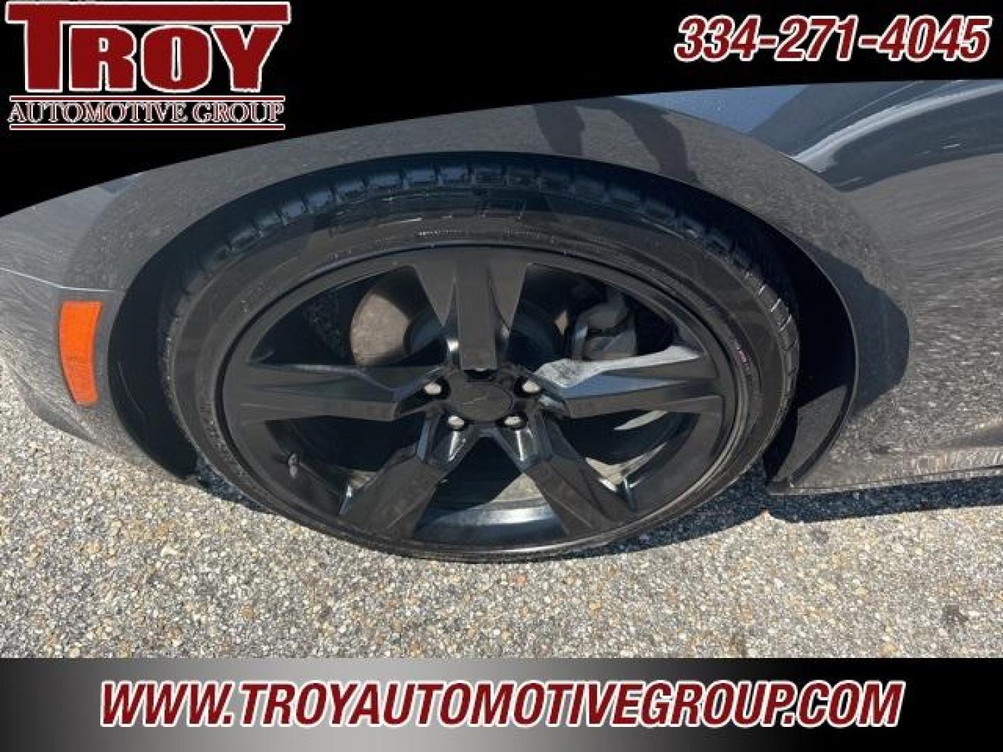 2018 Nightfall Gray Metallic /Jet Black Chevrolet Camaro 1LT (1G1FB1RS1J0) with an 3.6L V6 DI engine, Automatic transmission, located at 6812 Atlanta Hwy, Montgomery, AL, 36117, (334) 271-4045, 32.382118, -86.178673 - RS Package!!<br>Power Sunroof!!<br>20 Wheels!! - Photo#16