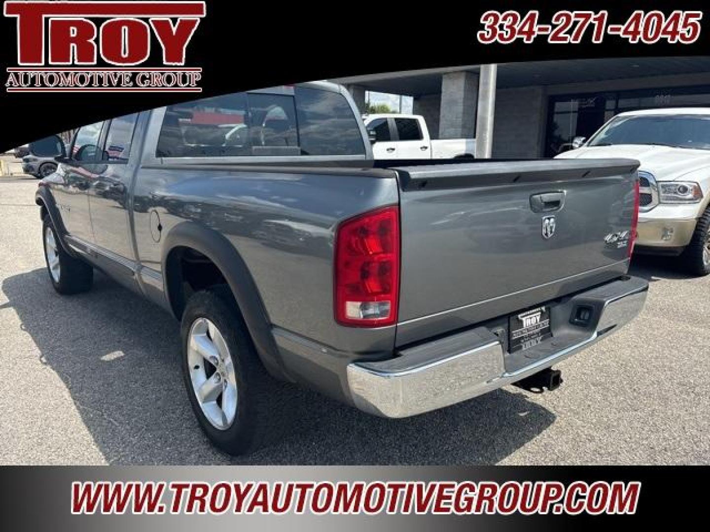 2006 Mineral Gray Metallic Clearcoat /Medium Slate Gray Dodge Ram 1500 SLT (1D7HU18N16S) with an Magnum 4.7L V8 engine, Automatic transmission, located at 6812 Atlanta Hwy, Montgomery, AL, 36117, (334) 271-4045, 32.382118, -86.178673 - Photo#9