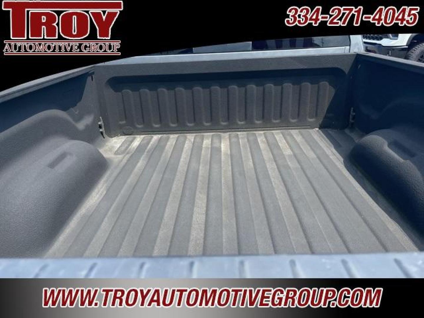 2006 Mineral Gray Metallic Clearcoat /Medium Slate Gray Dodge Ram 1500 SLT (1D7HU18N16S) with an Magnum 4.7L V8 engine, Automatic transmission, located at 6812 Atlanta Hwy, Montgomery, AL, 36117, (334) 271-4045, 32.382118, -86.178673 - Photo#13