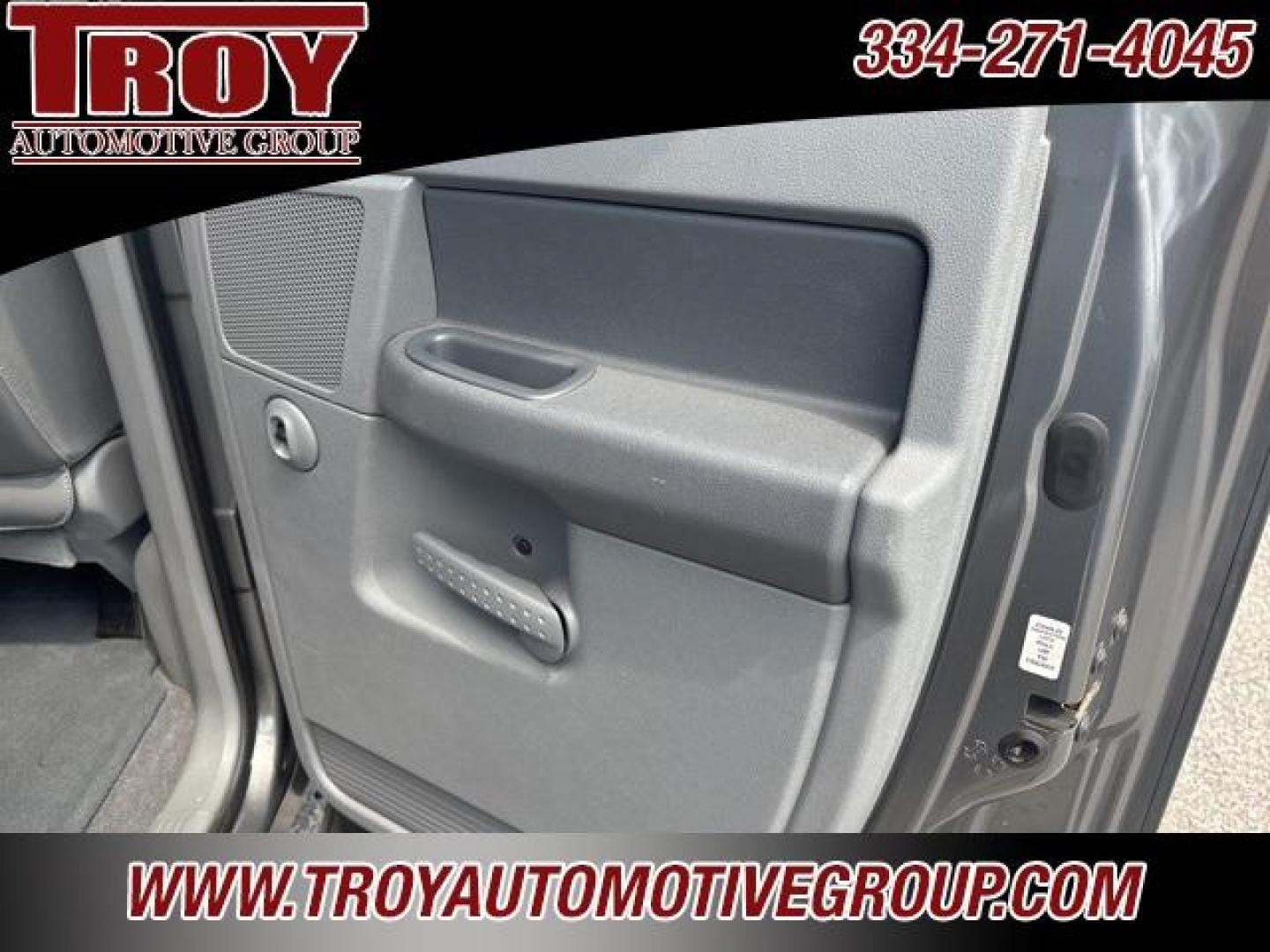 2006 Mineral Gray Metallic Clearcoat /Medium Slate Gray Dodge Ram 1500 SLT (1D7HU18N16S) with an Magnum 4.7L V8 engine, Automatic transmission, located at 6812 Atlanta Hwy, Montgomery, AL, 36117, (334) 271-4045, 32.382118, -86.178673 - Photo#25