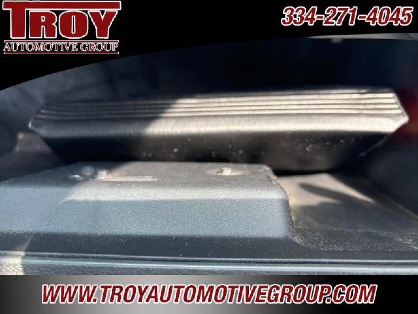 2006 Mineral Gray Metallic Clearcoat /Medium Slate Gray Dodge Ram 1500 SLT (1D7HU18N16S) with an Magnum 4.7L V8 engine, Automatic transmission, located at 6812 Atlanta Hwy, Montgomery, AL, 36117, (334) 271-4045, 32.382118, -86.178673 - Photo#35