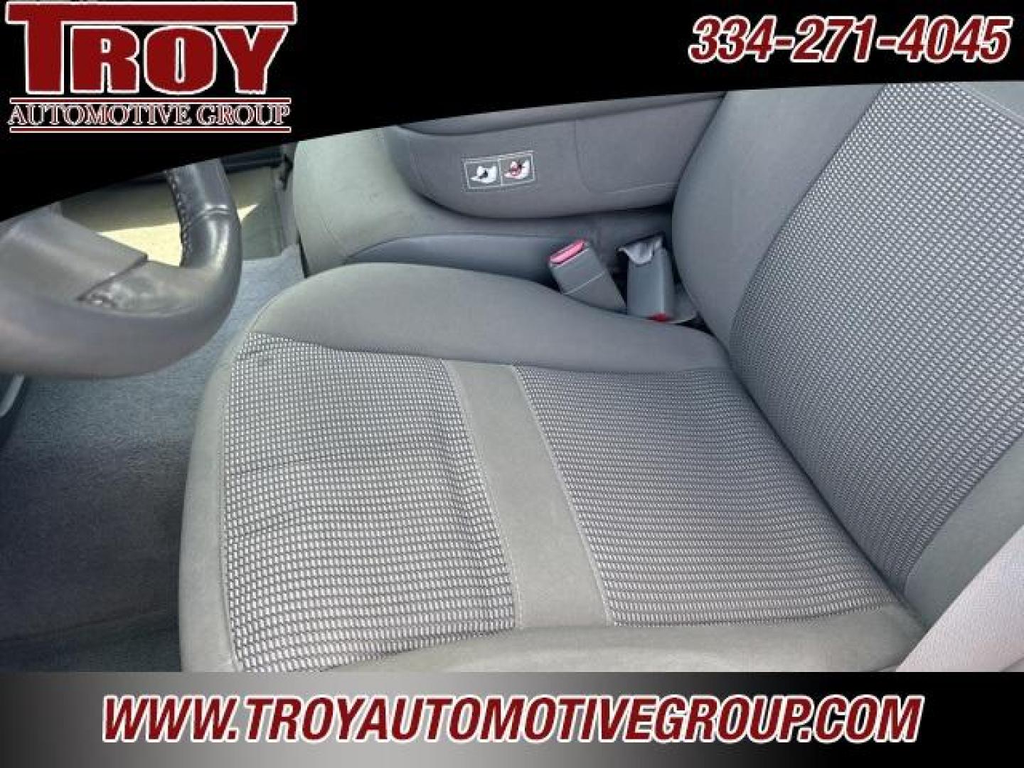 2006 Mineral Gray Metallic Clearcoat /Medium Slate Gray Dodge Ram 1500 SLT (1D7HU18N16S) with an Magnum 4.7L V8 engine, Automatic transmission, located at 6812 Atlanta Hwy, Montgomery, AL, 36117, (334) 271-4045, 32.382118, -86.178673 - Photo#43