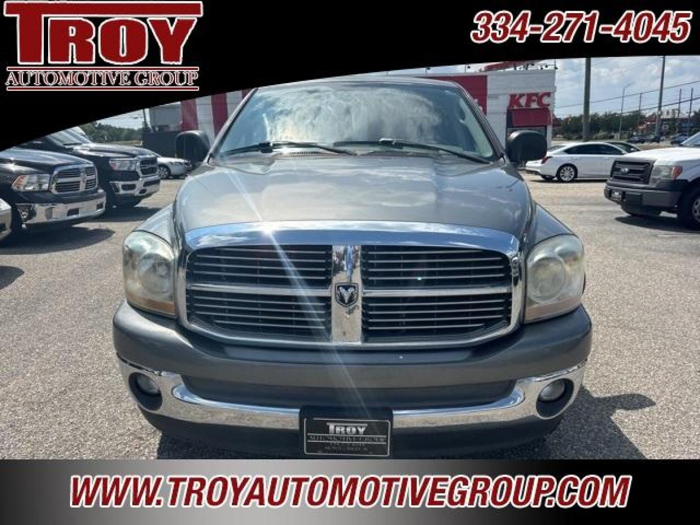 2006 Mineral Gray Metallic Clearcoat /Medium Slate Gray Dodge Ram 1500 SLT (1D7HU18N16S) with an Magnum 4.7L V8 engine, Automatic transmission, located at 6812 Atlanta Hwy, Montgomery, AL, 36117, (334) 271-4045, 32.382118, -86.178673 - Photo#4