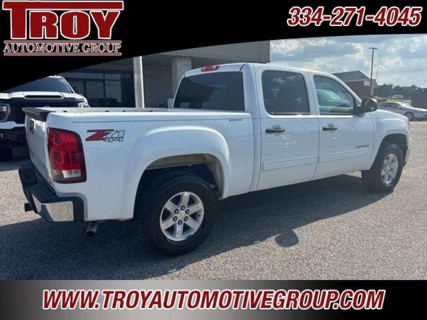 2013 Summit White /Ebony GMC Sierra 1500 SLE (3GTP2VE73DG) with an Vortec 5.3L V8 SFI VVT Flex Fuel engine, Automatic transmission, located at 6812 Atlanta Hwy, Montgomery, AL, 36117, (334) 271-4045, 32.382118, -86.178673 - Summit White 2013 GMC Sierra 1500 SLE 4WD Vortec 5.3L V8 SFI VVT Flex Fuel 6-Speed Automatic<br><br>Financing Available---Top Value for Trades.<br><br><br>Awards:<br> * JD Power Initial Quality Study<br><br>Reviews:<br> * Smooth, quiet ride; comfortable seats; powerful V8 options. Source: Edmunds< - Photo#10