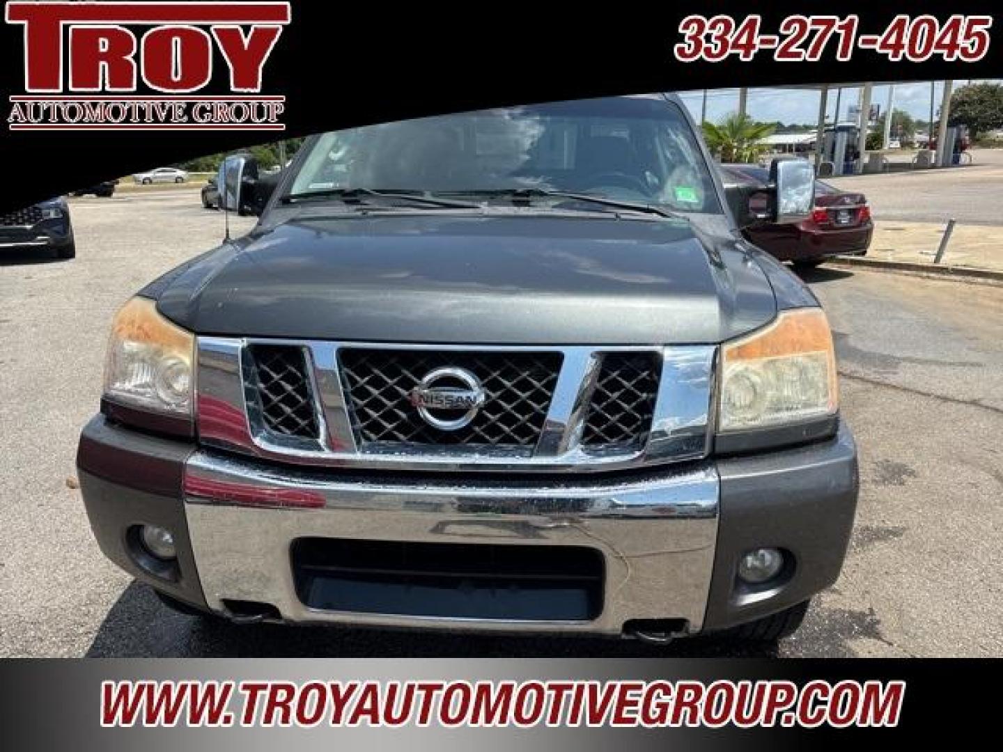 2010 Smoke Metallic /Charcoal Nissan Titan LE (1N6BA0ED6AN) with an V8 engine, Automatic transmission, located at 6812 Atlanta Hwy, Montgomery, AL, 36117, (334) 271-4045, 32.382118, -86.178673 - 1-Owner!!<br>54 Service Records On Carfax!!<br> - Photo#5