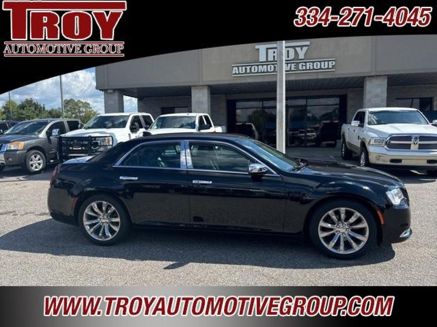 2020 Gloss Black /Black Chrysler 300 Touring (2C3CCAAGXLH) with an 3.6L V6 24V VVT engine, Automatic transmission, located at 6812 Atlanta Hwy, Montgomery, AL, 36117, (334) 271-4045, 32.382118, -86.178673 - Like New !! <br>20 Premium Wheels!! - Photo#9