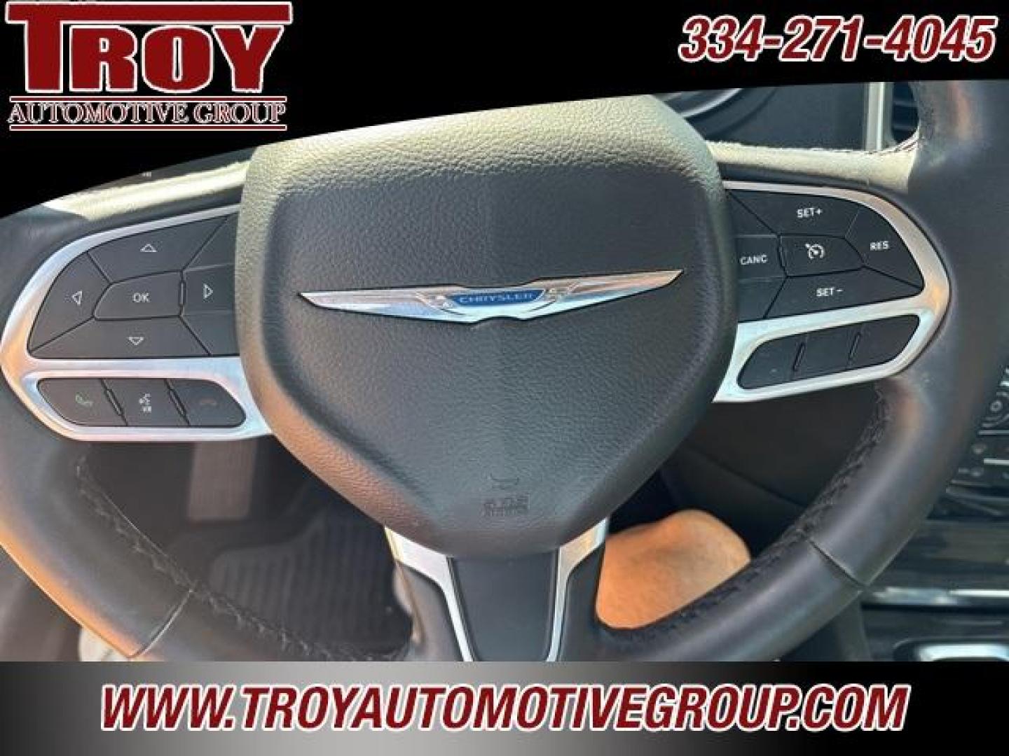 2020 Gloss Black /Black Chrysler 300 Touring (2C3CCAAGXLH) with an 3.6L V6 24V VVT engine, Automatic transmission, located at 6812 Atlanta Hwy, Montgomery, AL, 36117, (334) 271-4045, 32.382118, -86.178673 - Like New !! <br>20 Premium Wheels!! - Photo#39