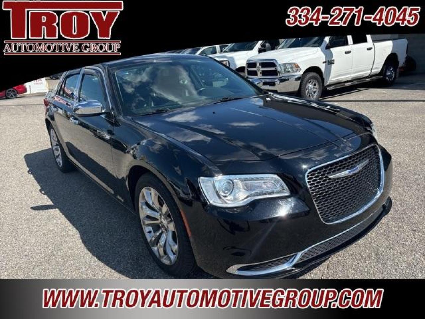 2020 Gloss Black /Black Chrysler 300 Touring (2C3CCAAGXLH) with an 3.6L V6 24V VVT engine, Automatic transmission, located at 6812 Atlanta Hwy, Montgomery, AL, 36117, (334) 271-4045, 32.382118, -86.178673 - Like New !! <br>20 Premium Wheels!! - Photo#6