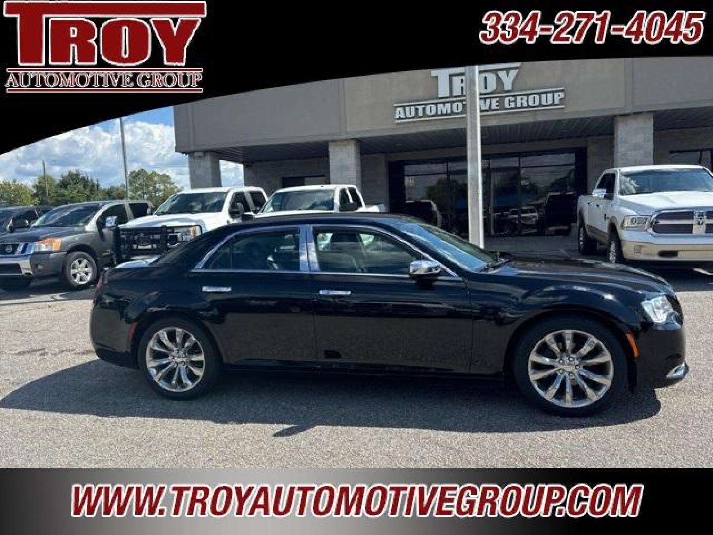 2020 Gloss Black /Black Chrysler 300 Touring (2C3CCAAGXLH) with an 3.6L V6 24V VVT engine, Automatic transmission, located at 6812 Atlanta Hwy, Montgomery, AL, 36117, (334) 271-4045, 32.382118, -86.178673 - Like New !! <br>20 Premium Wheels!! - Photo#8