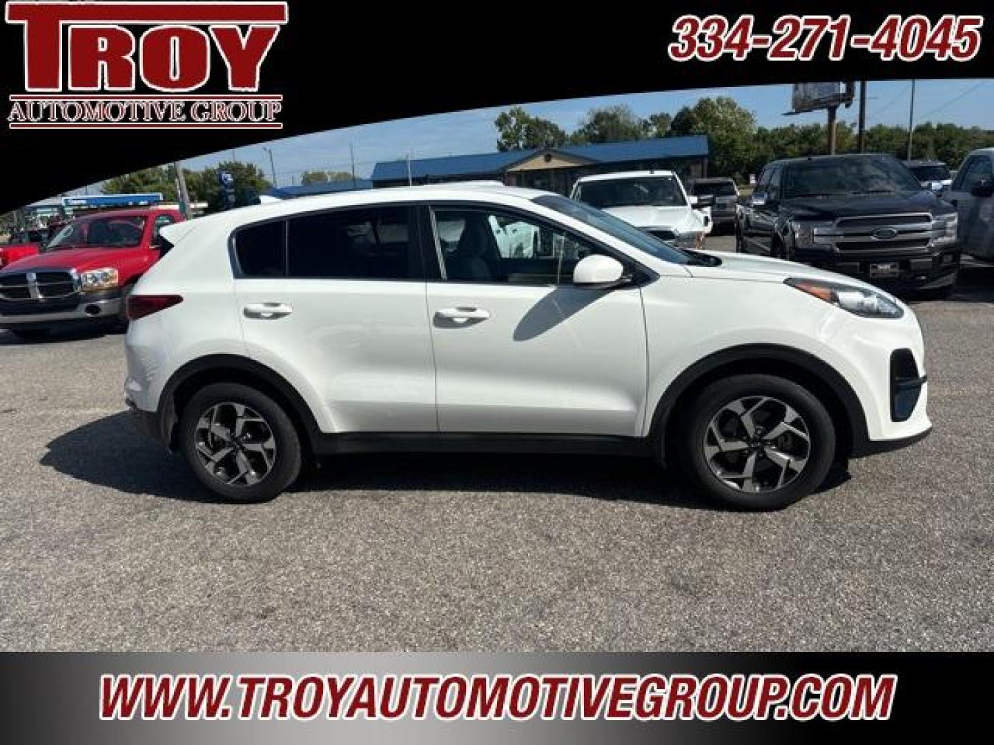 2021 Clear White /Gray Kia Sportage LX (KNDPM3AC6M7) with an 2.4L I4 DGI DOHC 16V engine, Automatic transmission, located at 6812 Atlanta Hwy, Montgomery, AL, 36117, (334) 271-4045, 32.382118, -86.178673 - Clear White 2021 Kia Sportage LX FWD 2.4L I4 DGI DOHC 16V 6-Speed Automatic Electronic with Overdrive<br><br>Financing Available---Top Value for Trades.<br><br>23/30 City/Highway MPG<br><br><br>Awards:<br> * JD Power Initial Quality Study (IQS) - Photo#0