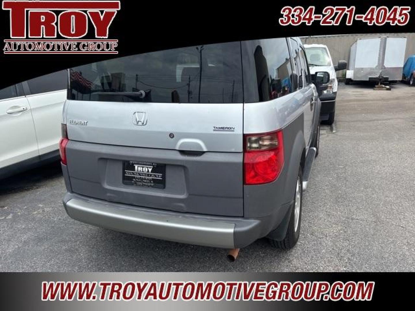 2004 Shoreline Mist Metallic /Gray Honda Element EX (5J6YH28554L) with an 2.4L I4 MPFI DOHC 16V i-VTEC engine, Automatic transmission, located at 6812 Atlanta Hwy, Montgomery, AL, 36117, (334) 271-4045, 32.382118, -86.178673 - 1-Owner!! - Photo#5