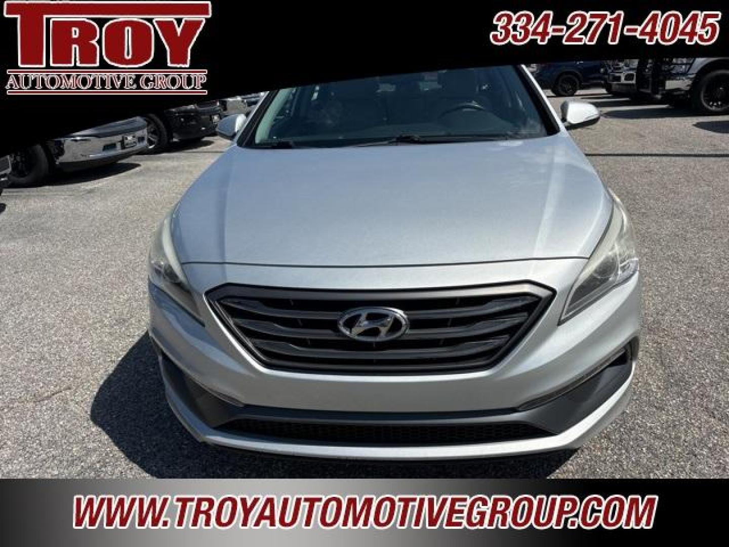 2015 Symphony Silver /Gray Hyundai Sonata Sport (5NPE34AF5FH) with an 2.4L 4-Cylinder DGI DOHC engine, Automatic transmission, located at 6812 Atlanta Hwy, Montgomery, AL, 36117, (334) 271-4045, 32.382118, -86.178673 - Recent Arrival!<br><br>Symphony Silver 2015 Hyundai Sonata Sport FWD 2.4L 4-Cylinder DGI DOHC 6-Speed Automatic with Shiftronic<br><br>Financing Available---Top Value for Trades.<br><br><br>Awards:<br> * 2015 KBB.com 10 Most Comfortable Cars Under $30,000 * 2015 KBB.com 10 Best Sedans Under $25,0 - Photo#7