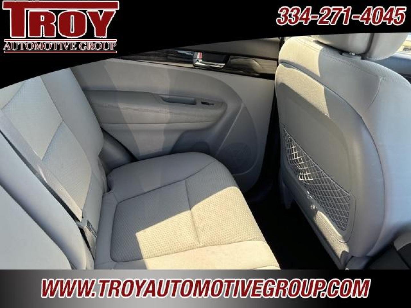 2013 Baltic Blue /Gray Kia Sorento LX (5XYKT4A19DG) with an 2.4L I4 MPI DOHC Dual CVVT engine, Automatic transmission, located at 6812 Atlanta Hwy, Montgomery, AL, 36117, (334) 271-4045, 32.382118, -86.178673 - Photo#20