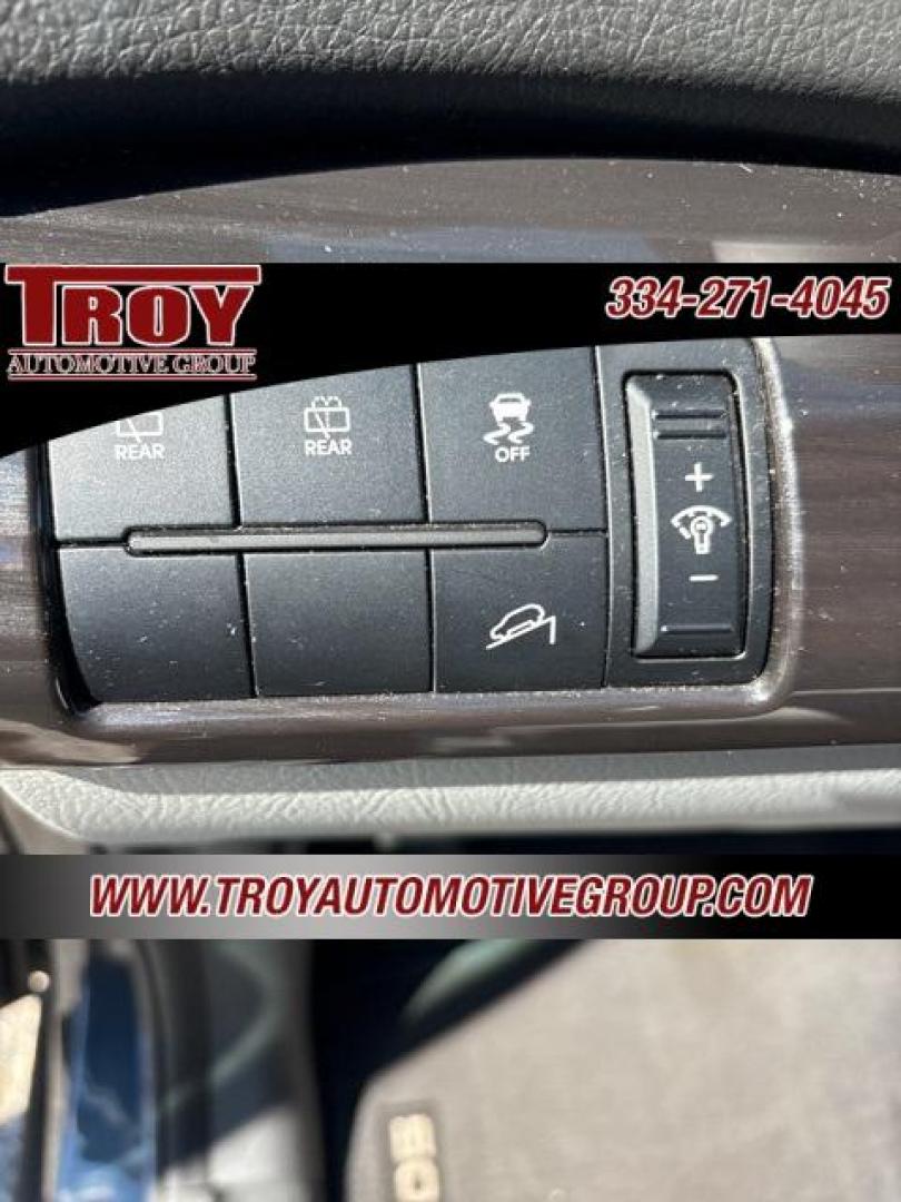 2013 Baltic Blue /Gray Kia Sorento LX (5XYKT4A19DG) with an 2.4L I4 MPI DOHC Dual CVVT engine, Automatic transmission, located at 6812 Atlanta Hwy, Montgomery, AL, 36117, (334) 271-4045, 32.382118, -86.178673 - Photo#37