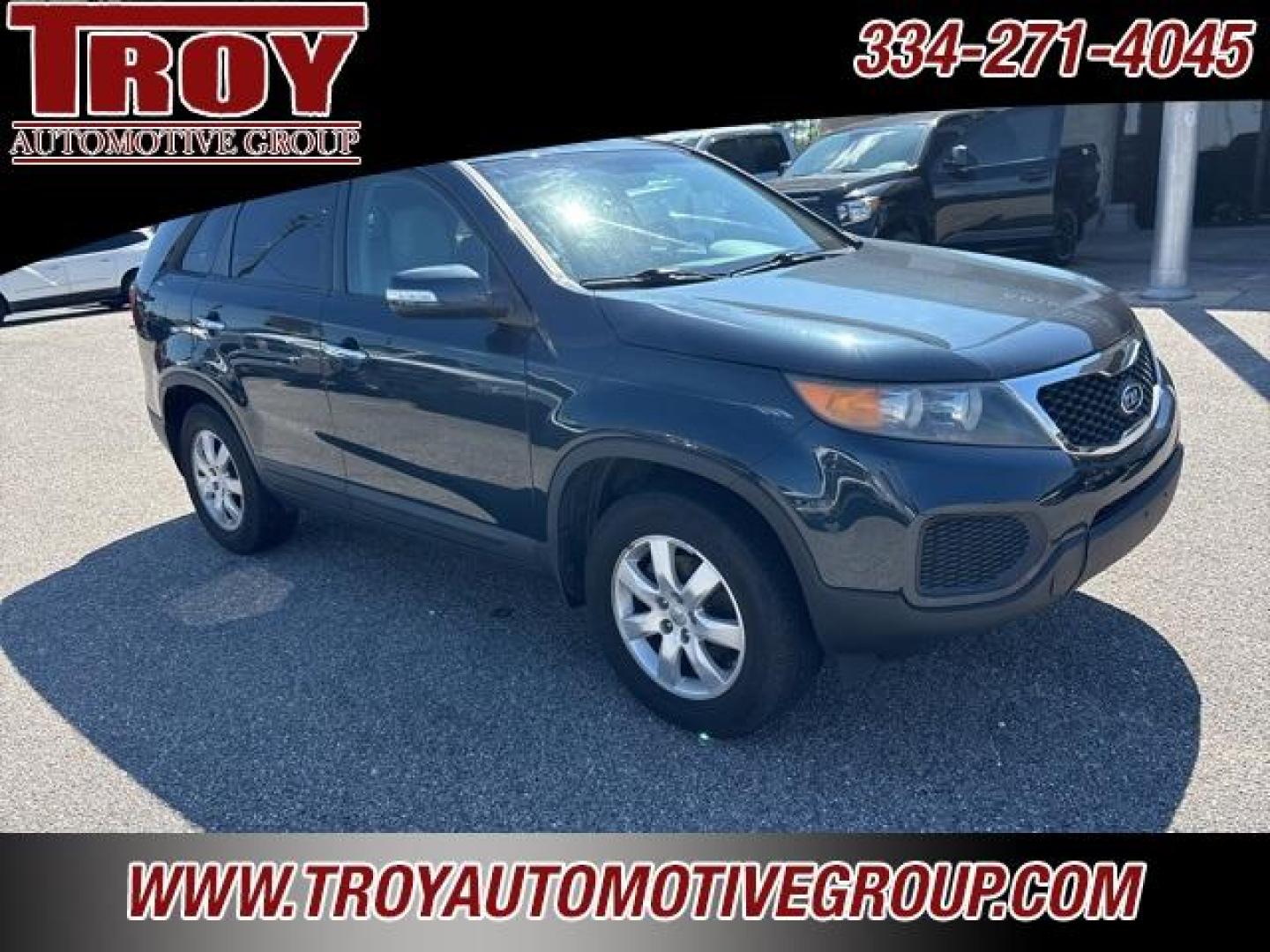 2013 Baltic Blue /Gray Kia Sorento LX (5XYKT4A19DG) with an 2.4L I4 MPI DOHC Dual CVVT engine, Automatic transmission, located at 6812 Atlanta Hwy, Montgomery, AL, 36117, (334) 271-4045, 32.382118, -86.178673 - Photo#7