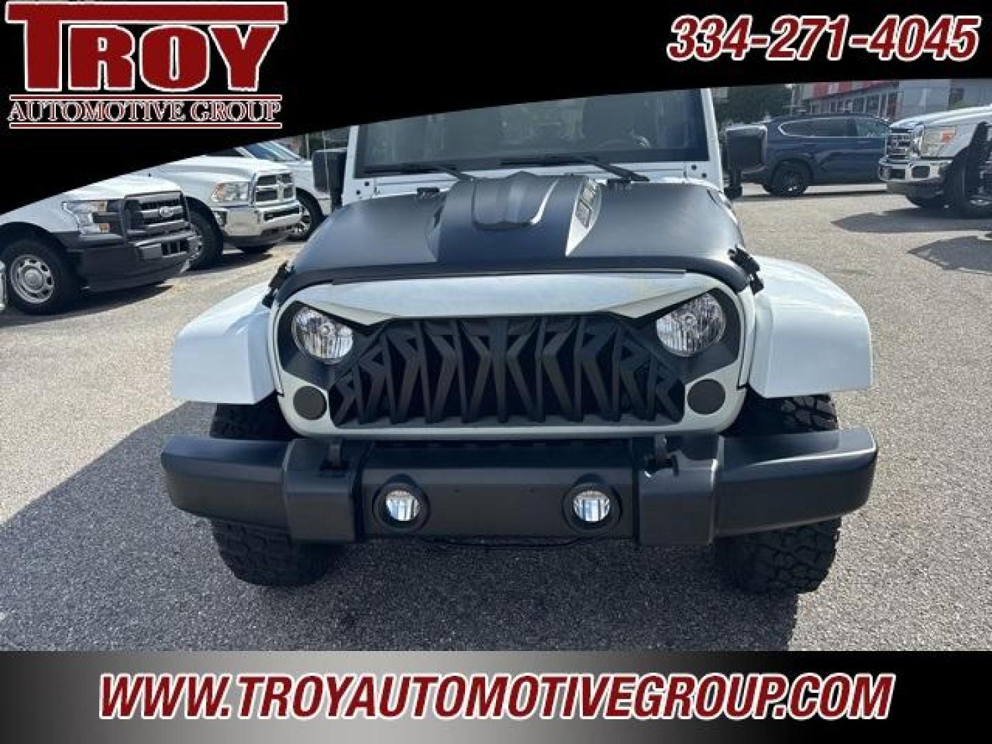 2017 Bright White Clearcoat /Dark Olive/Black Jeep Wrangler Unlimited Rubicon (1C4HJWFG5HL) with an 3.6L V6 24V VVT engine, Automatic transmission, located at 6812 Atlanta Hwy, Montgomery, AL, 36117, (334) 271-4045, 32.382118, -86.178673 - Photo#4